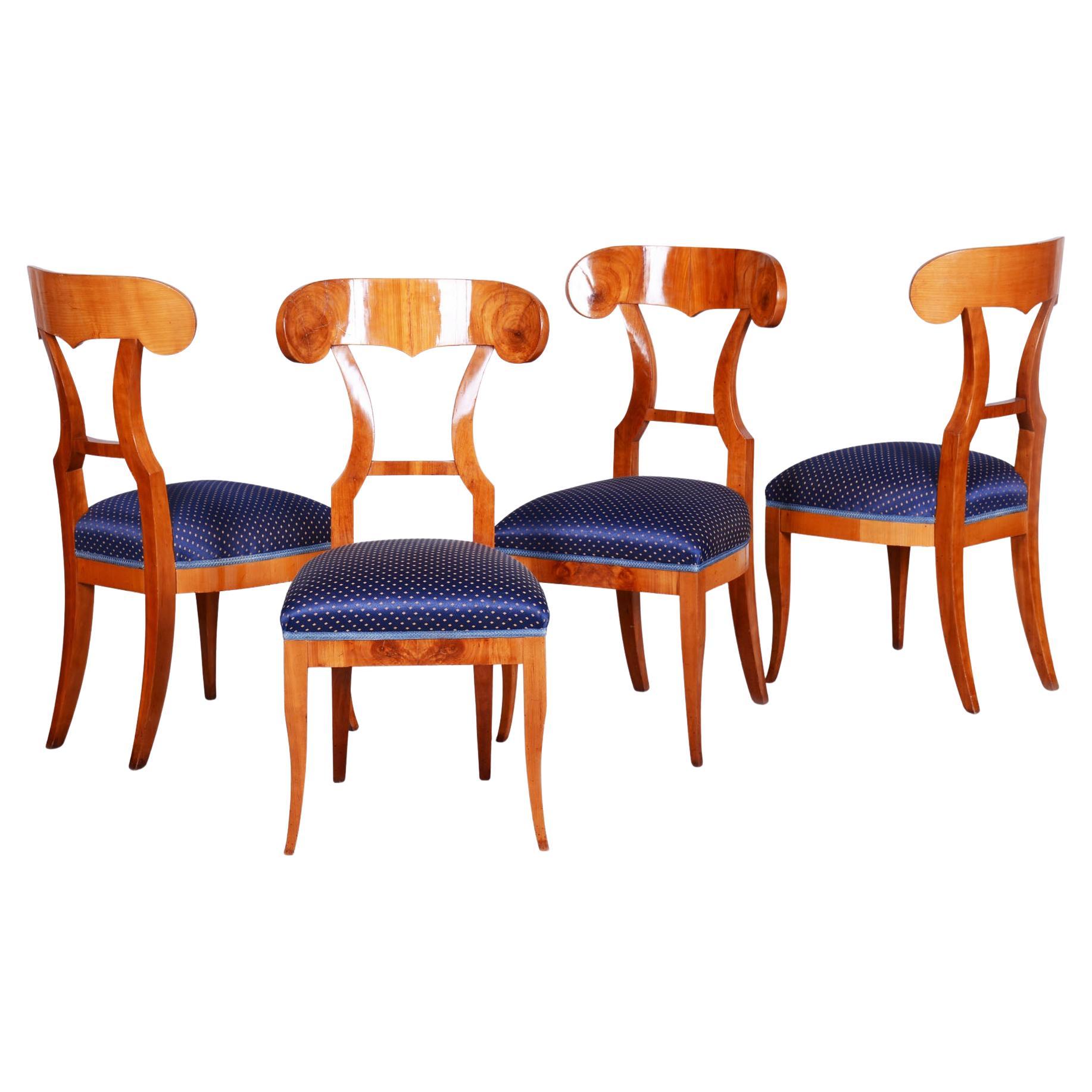 Ensemble de quatre cerisiers Biedermeier restaurés, Revived Polish, Autriche, années 1820