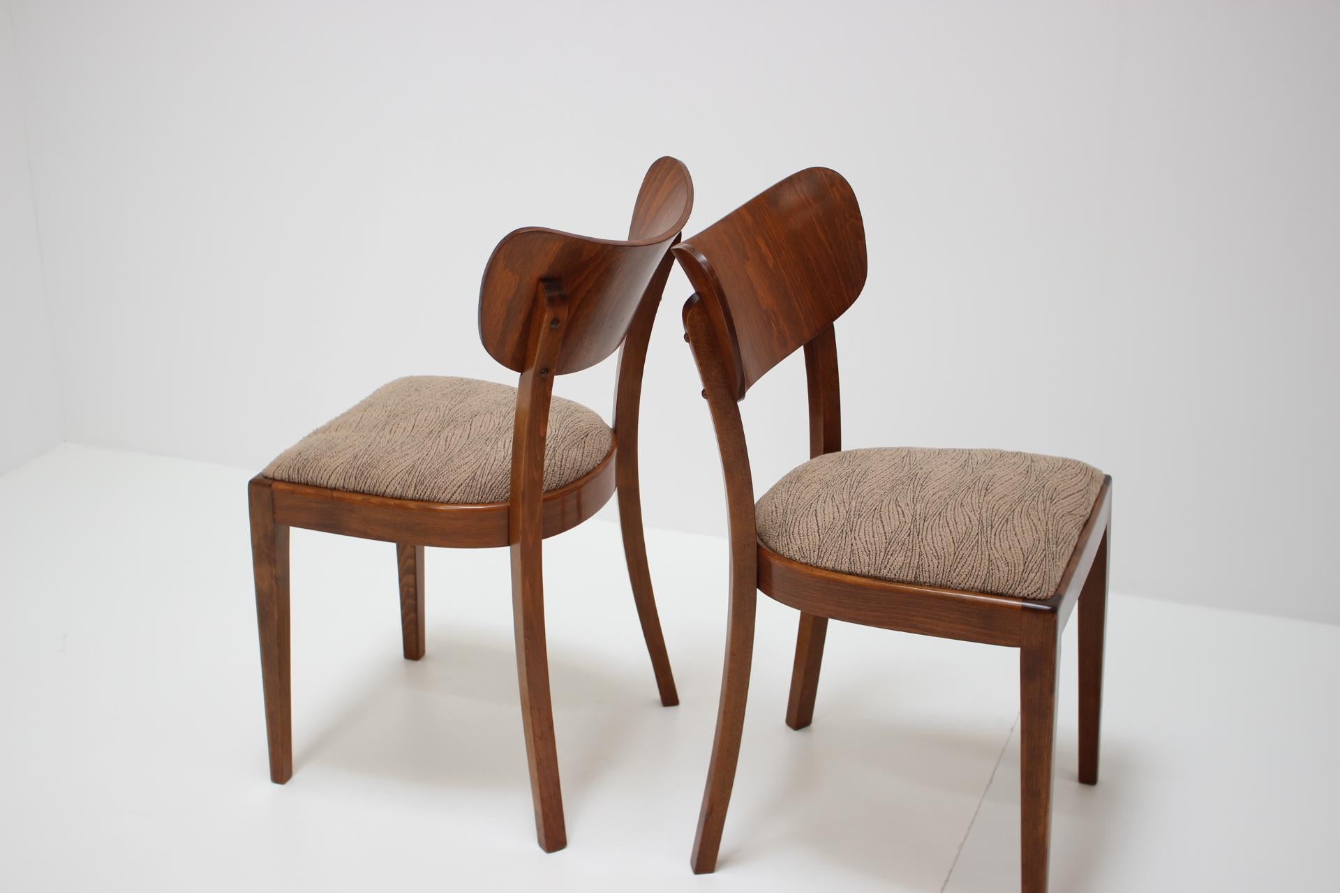 Set of Four Restored Dining Chairs Designed by Jindřich Halabala, 1960s 2