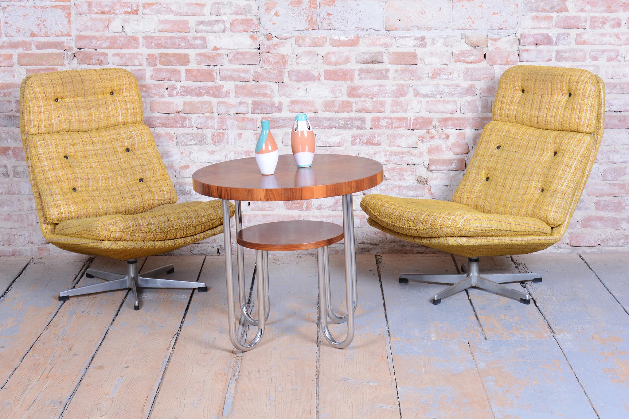 Set of Four Restored Mid-Century Swivel Chairs, by Gerald  Neusser, Czech, 1960s For Sale 12