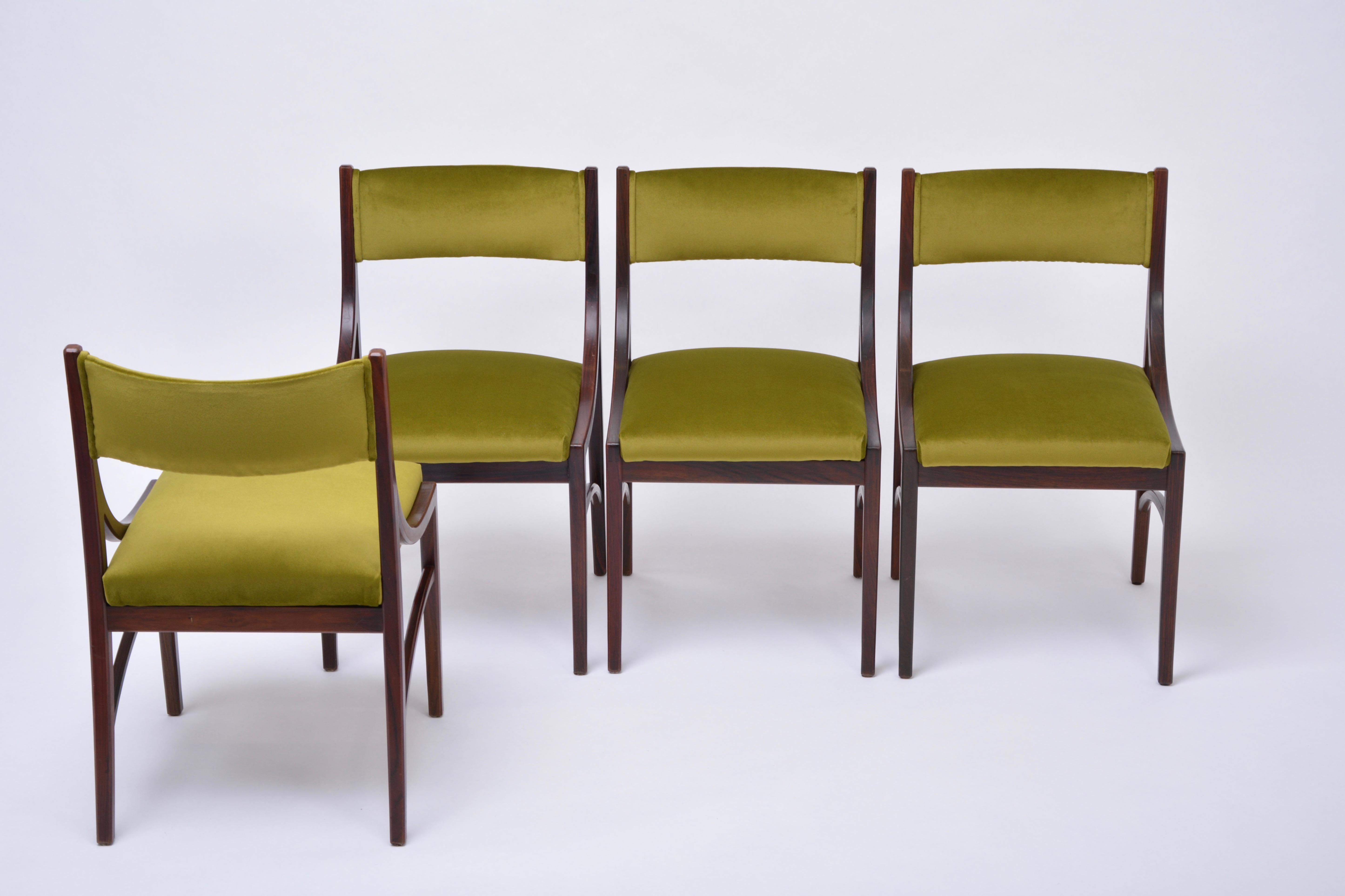 Set of four Mid-Century Modern Green reupholstered Dining Chairs by Ico Parisi  In Good Condition In Berlin, DE