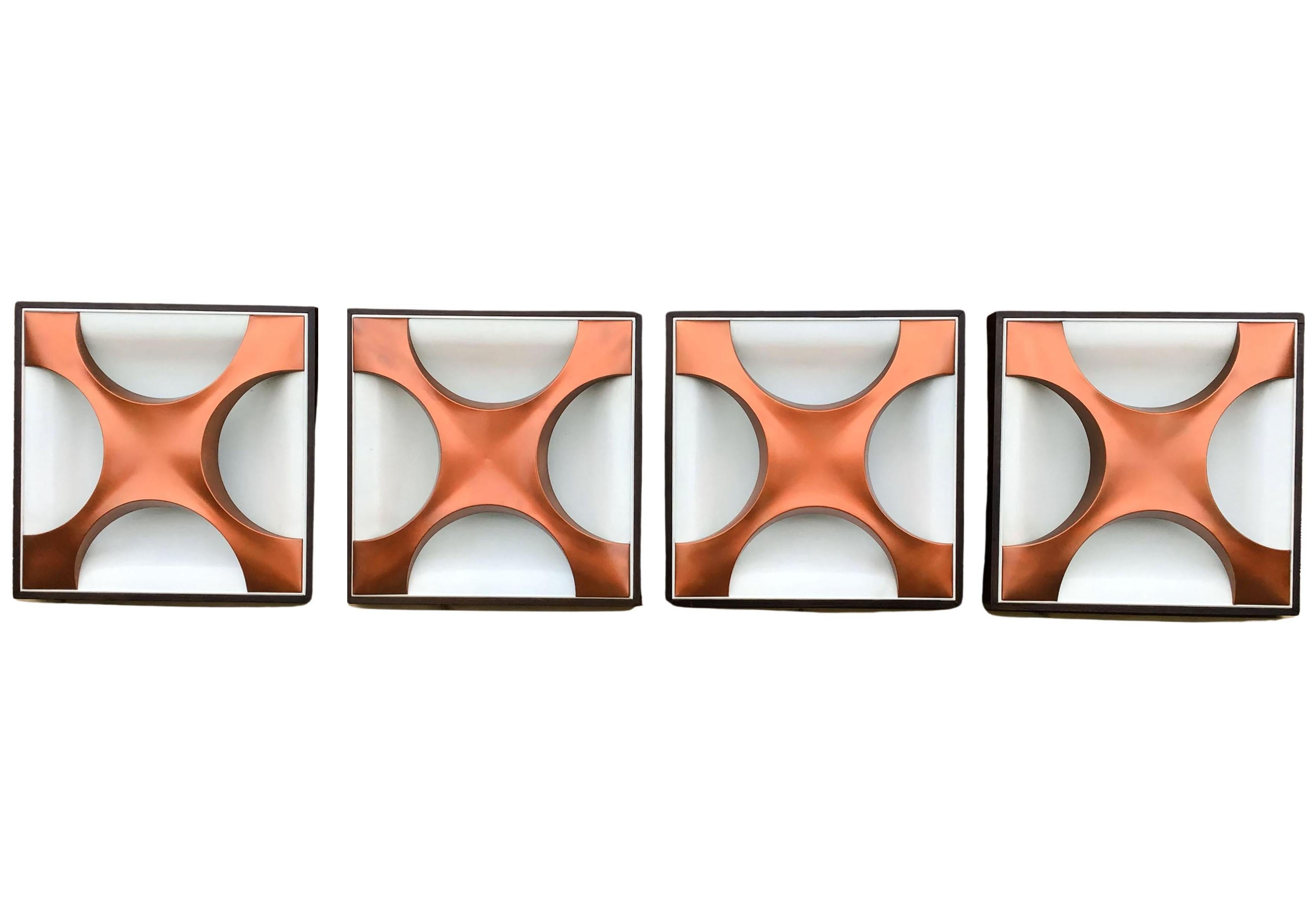 Set of Four Rolf Krüger Cross Oyster Flush Mounted Ceiling Light Panels In Good Condition For Sale In Reading, Berkshire