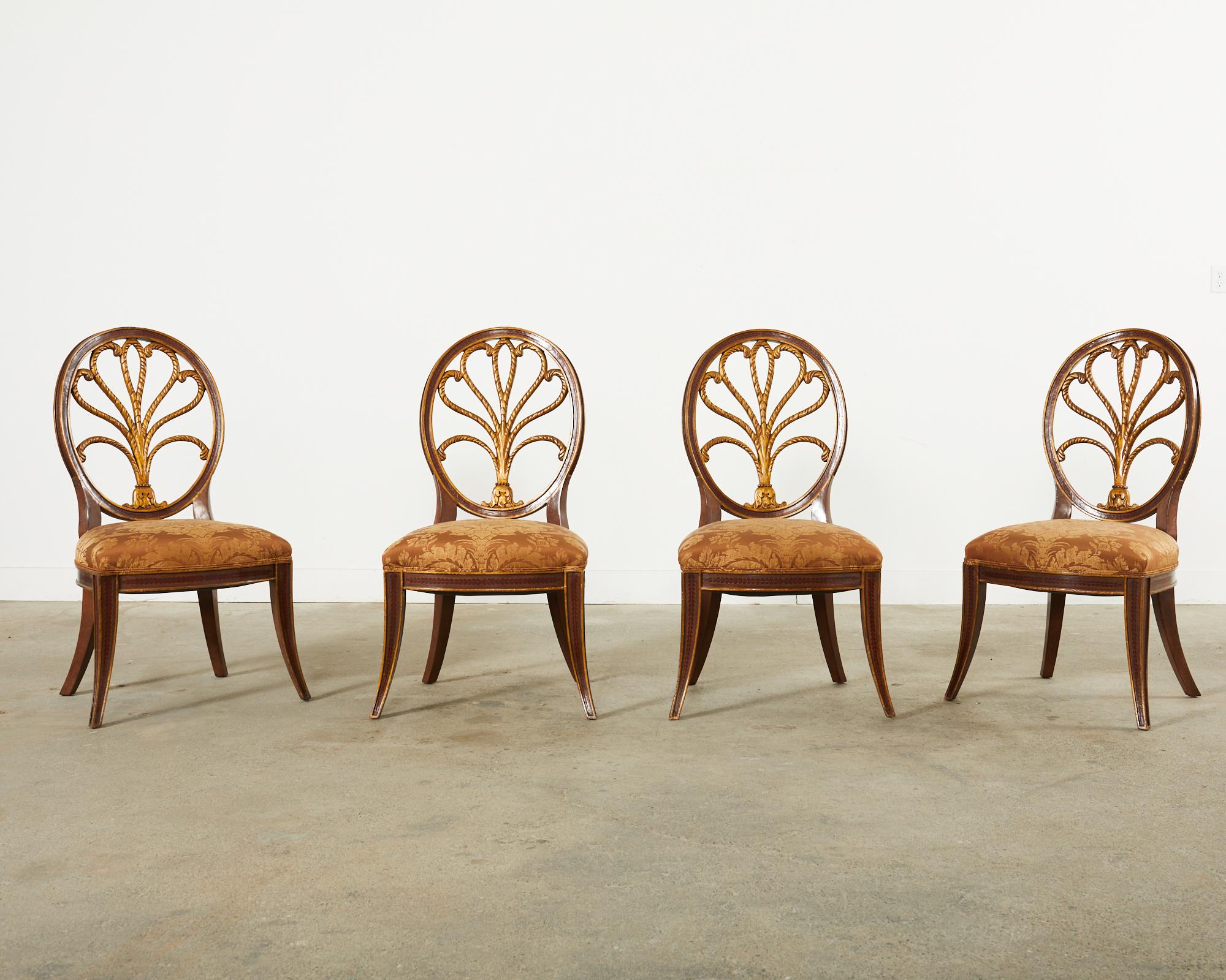 Ensemble de quatre chaises en plumes de tartan rose avec sièges Fortuny en vente 6