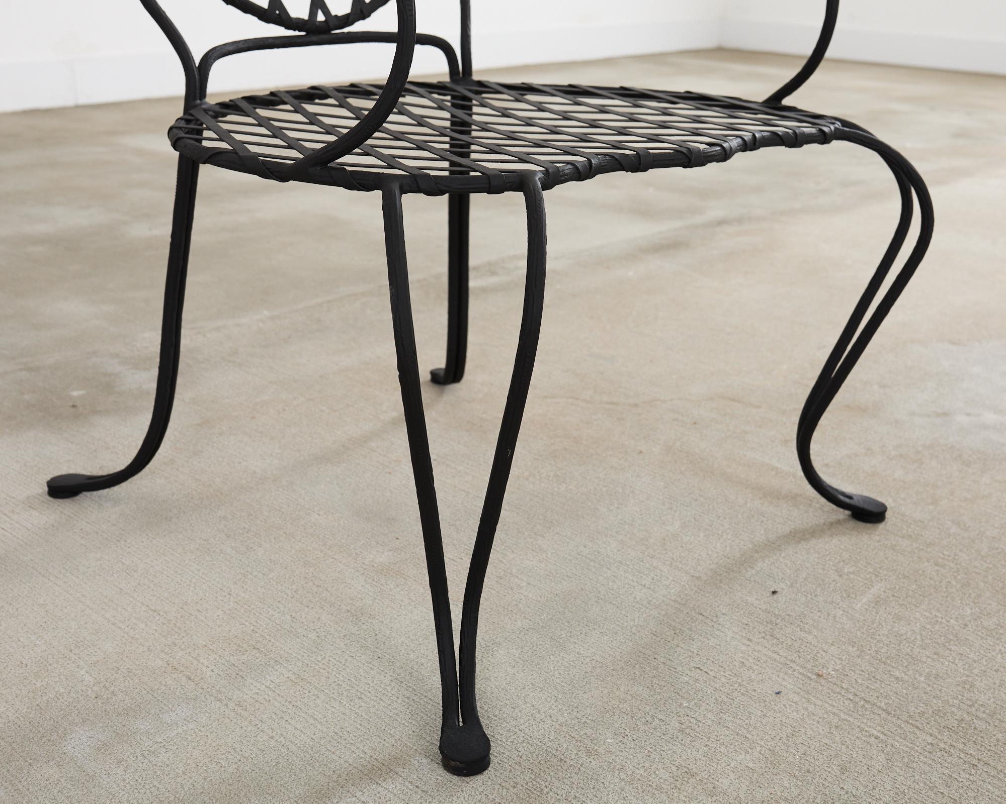 Juego de cuatro sillones de comedor de jardín Rose Tarlow Twig de hierro en venta 10