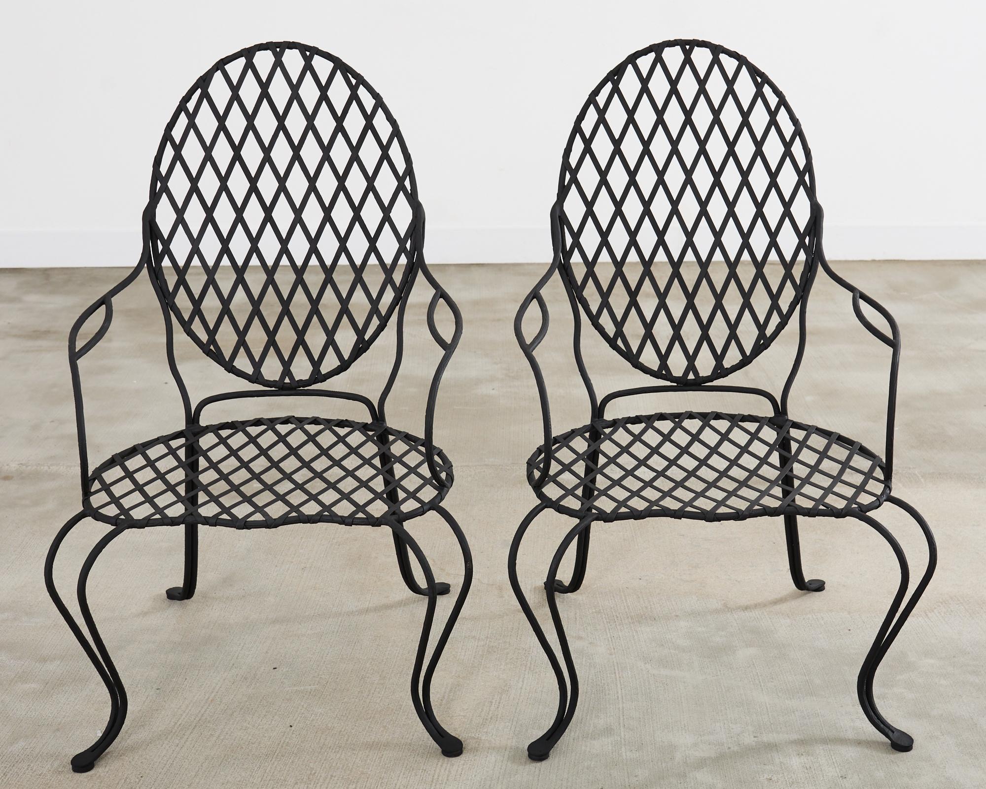 Juego de cuatro sillones de comedor de jardín Rose Tarlow Twig de hierro Hierro en venta