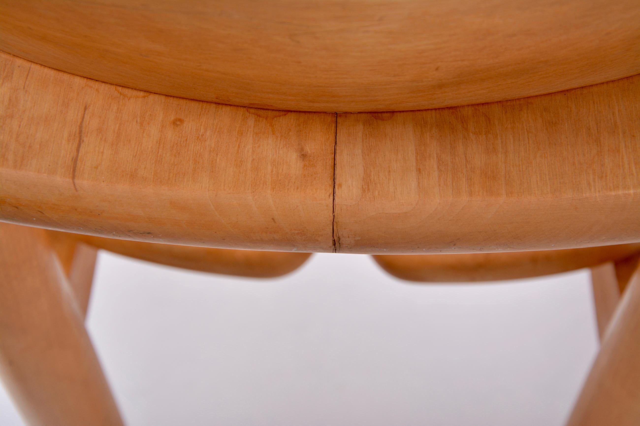 Ensemble de quatre chaises de salle à manger scandinaves rustiques de style mi-siècle moderne en vente 3