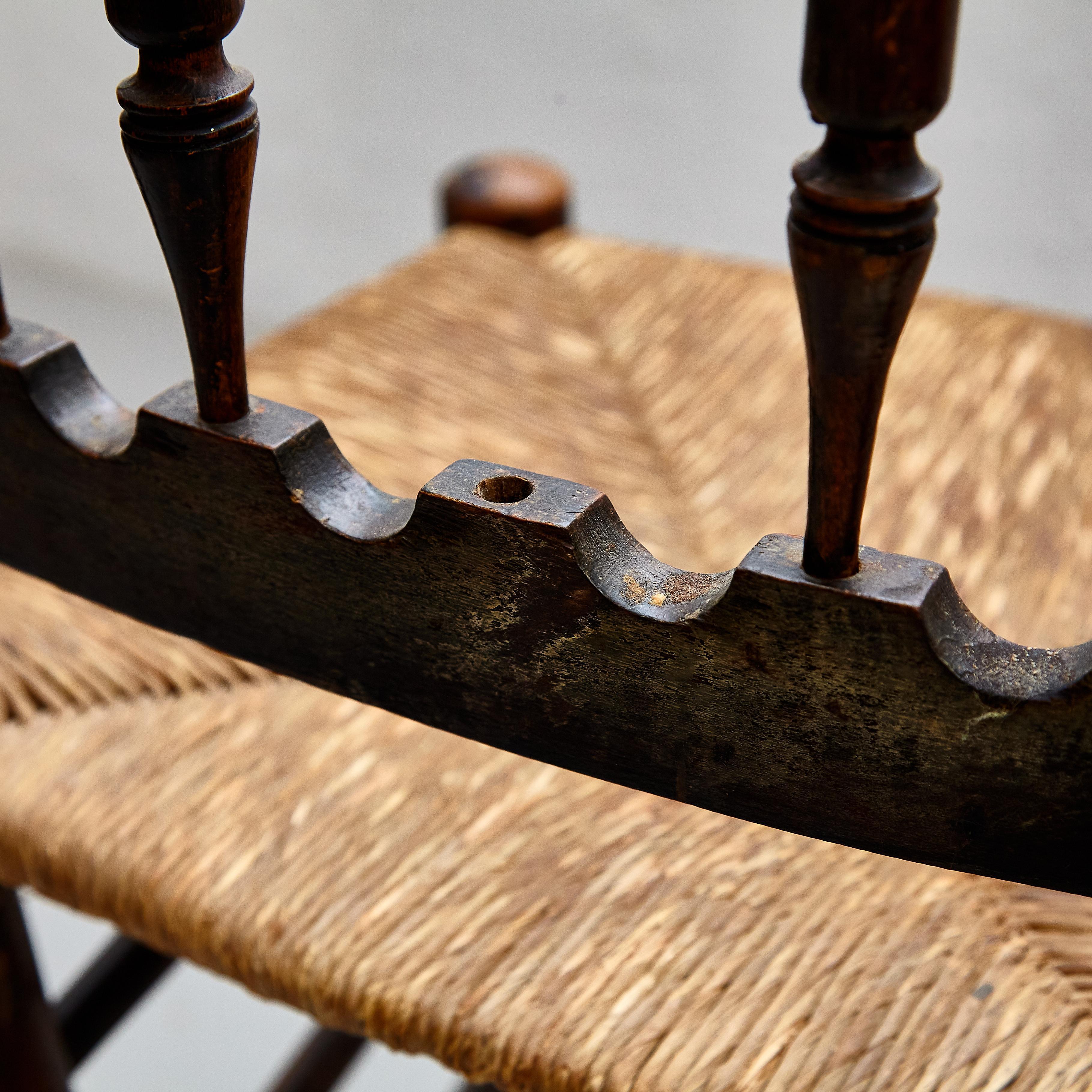 Set of Four Rustic Wood French Chairs, circa 1950 For Sale 5