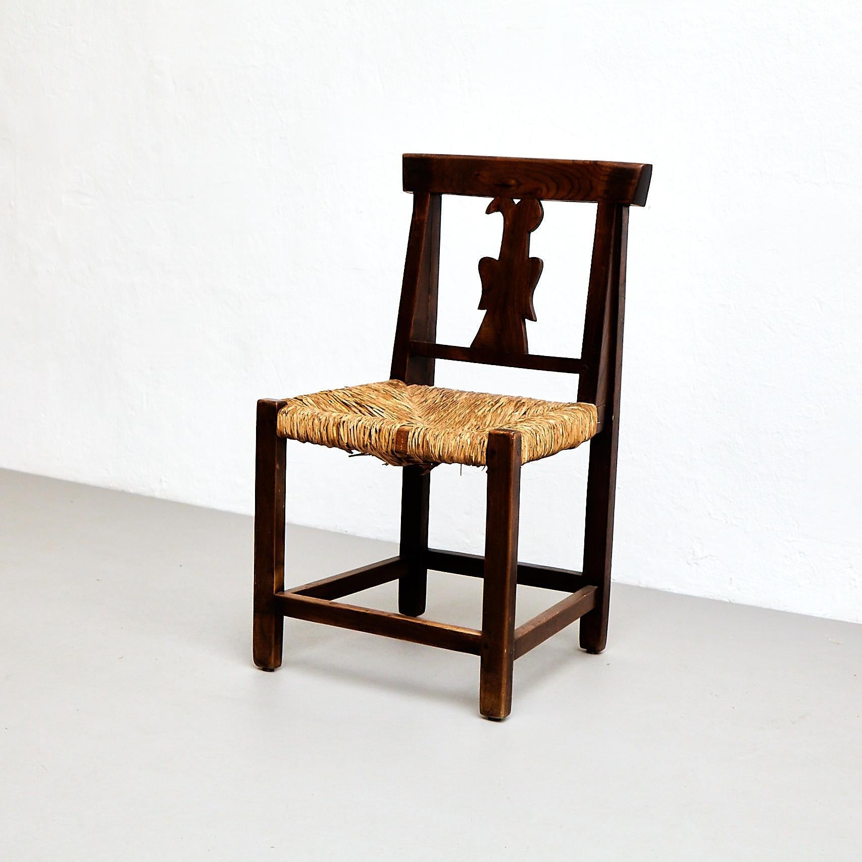 Set di quattro sedie francesi in legno rustico, circa 1950 in vendita 7