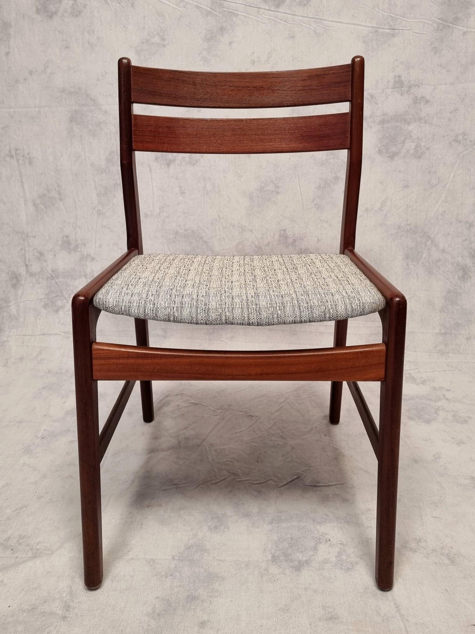 Set of Four Scandinavian Chairs - Teak, Ca 1960 For Sale 1