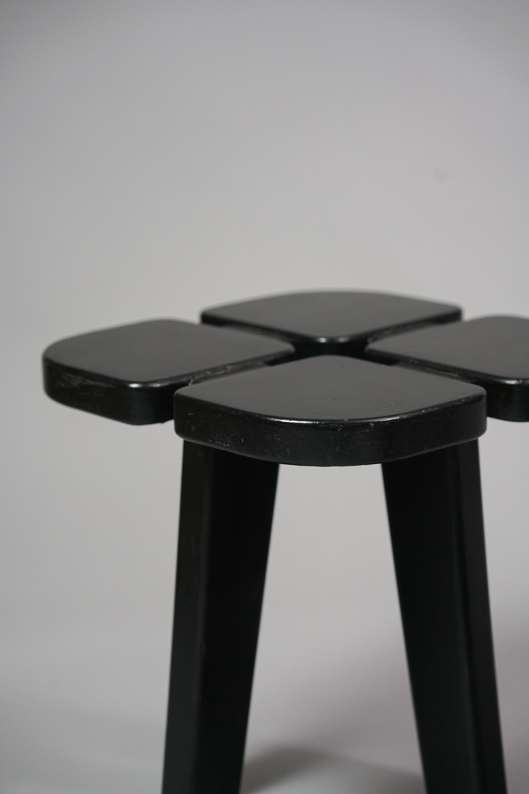Set of Four Scandinavian Modern Stools Model Apila by Rauni Peippo, 1950s/1960s In Good Condition For Sale In Helsinki, Uusimaa