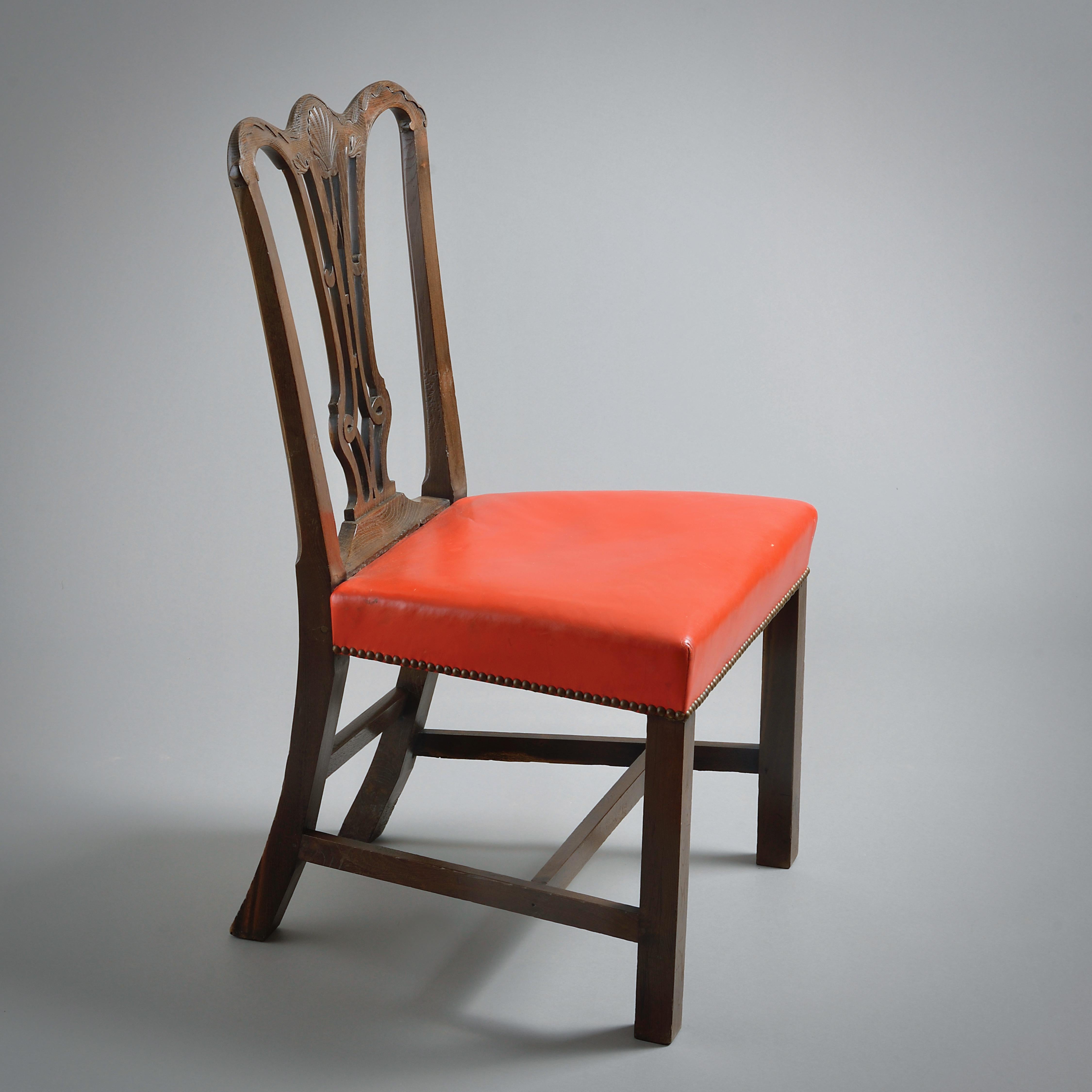 Fino al XVIII secolo Set Of Four Scottish George III Laburnum Chairs in vendita