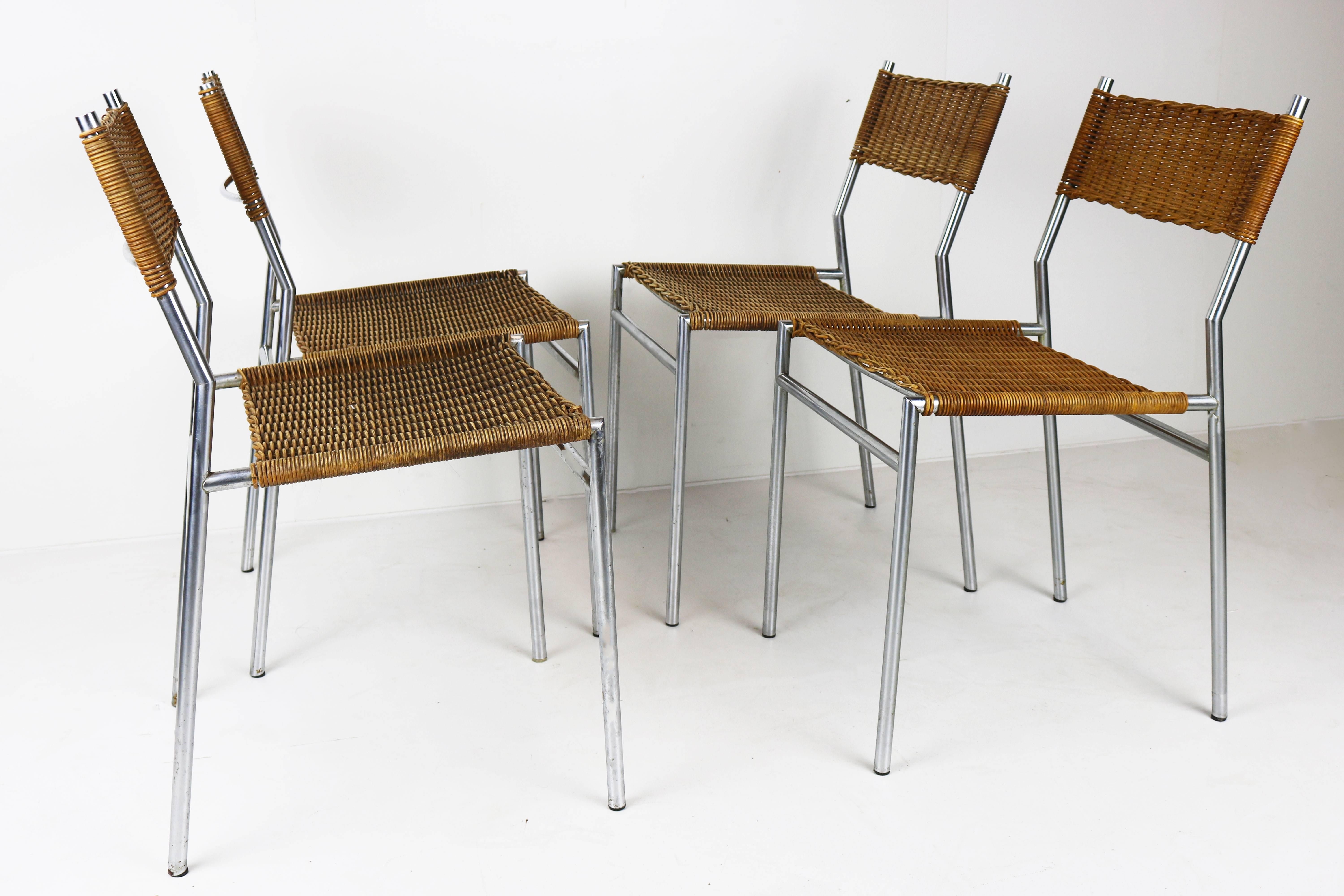 Set of Four SE06 Chairs by Martin Visser for 't Spectrum, 1962 Chrome Rattan 7