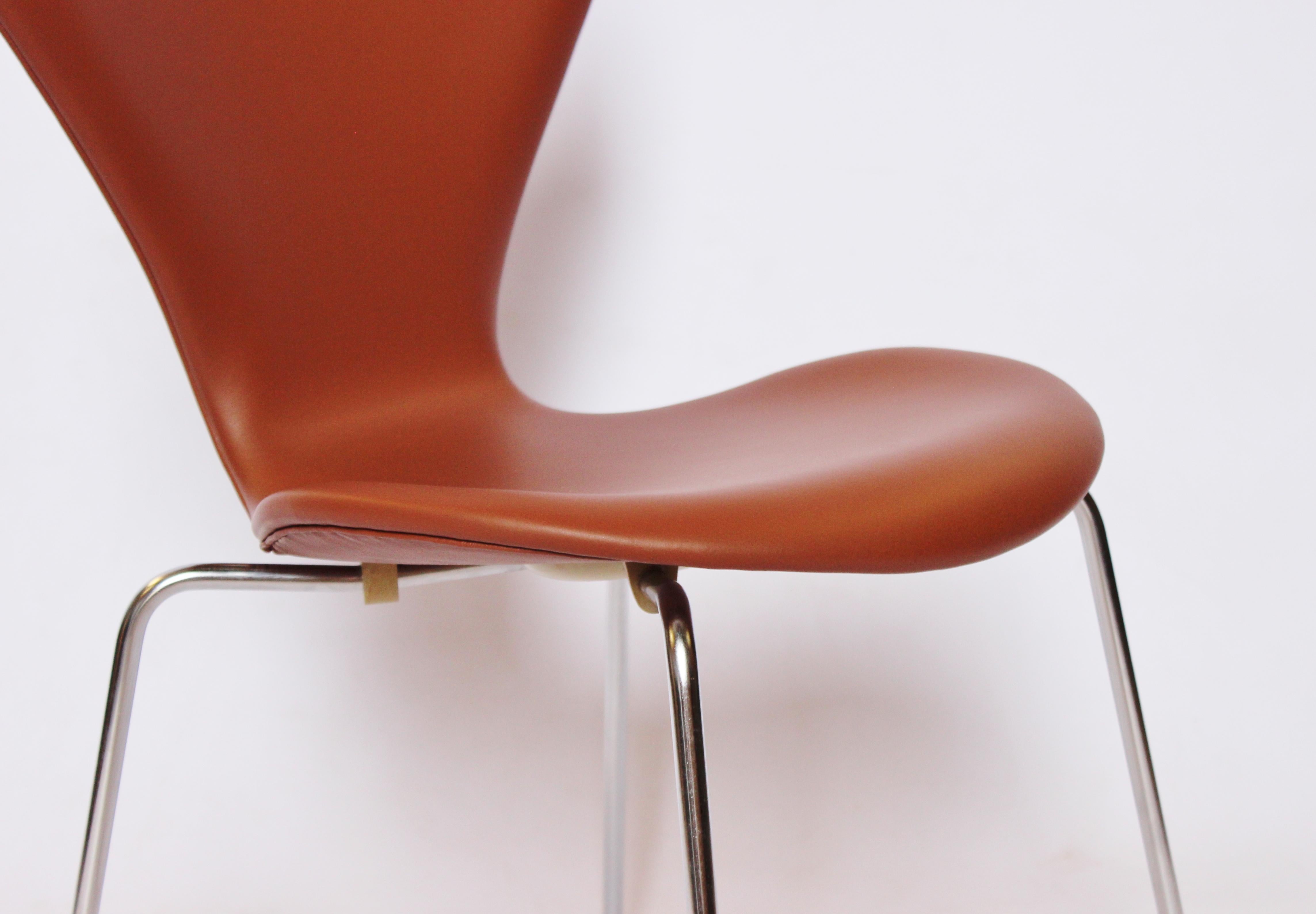 Leather Set of Four Series 7 Chairs, Model 3107, by Arne Jacobsen and Fritz Hansen, 1967 For Sale