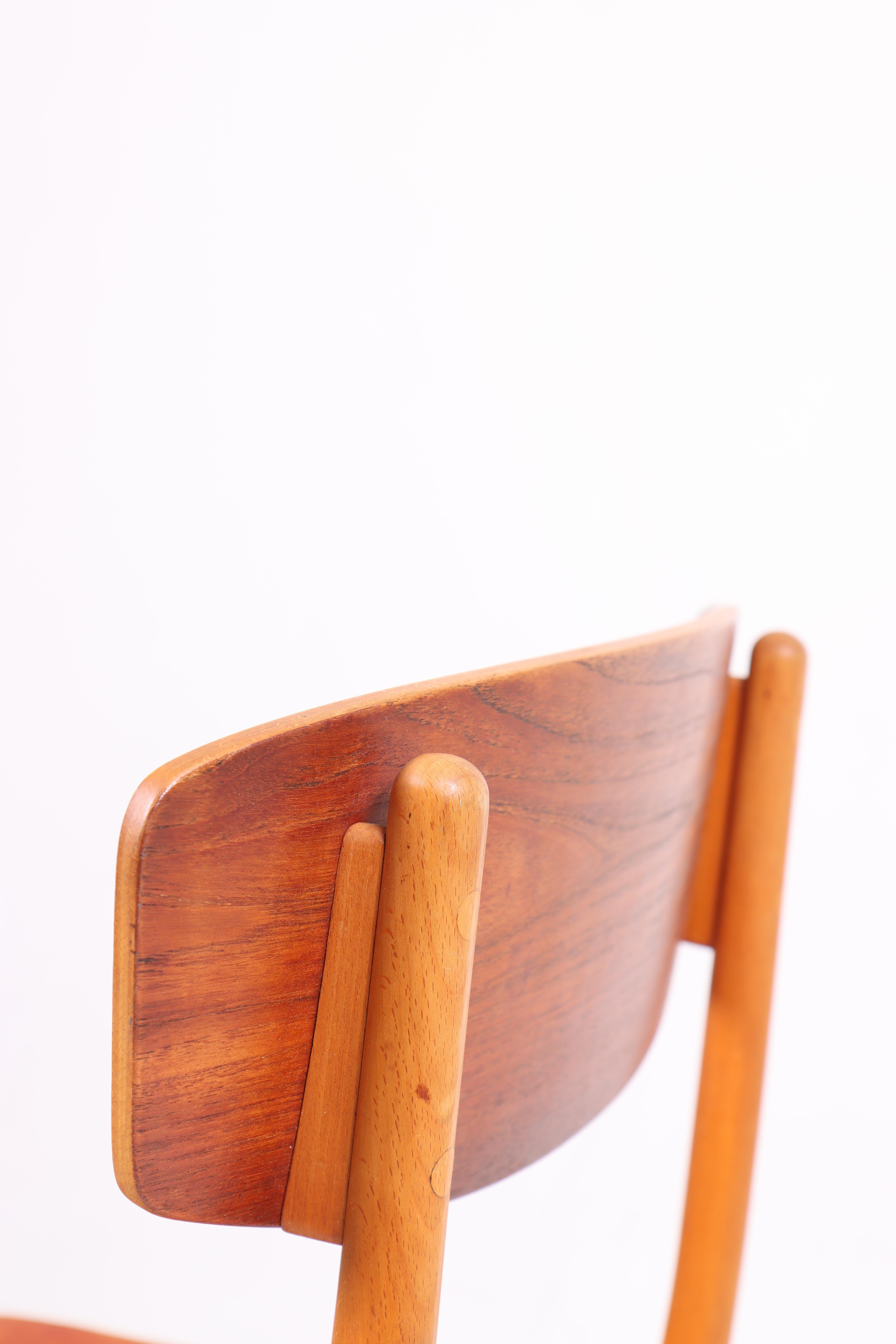 Set of Four Side Chairs in Teak and Leather, Danish Design, 1960s For Sale 4