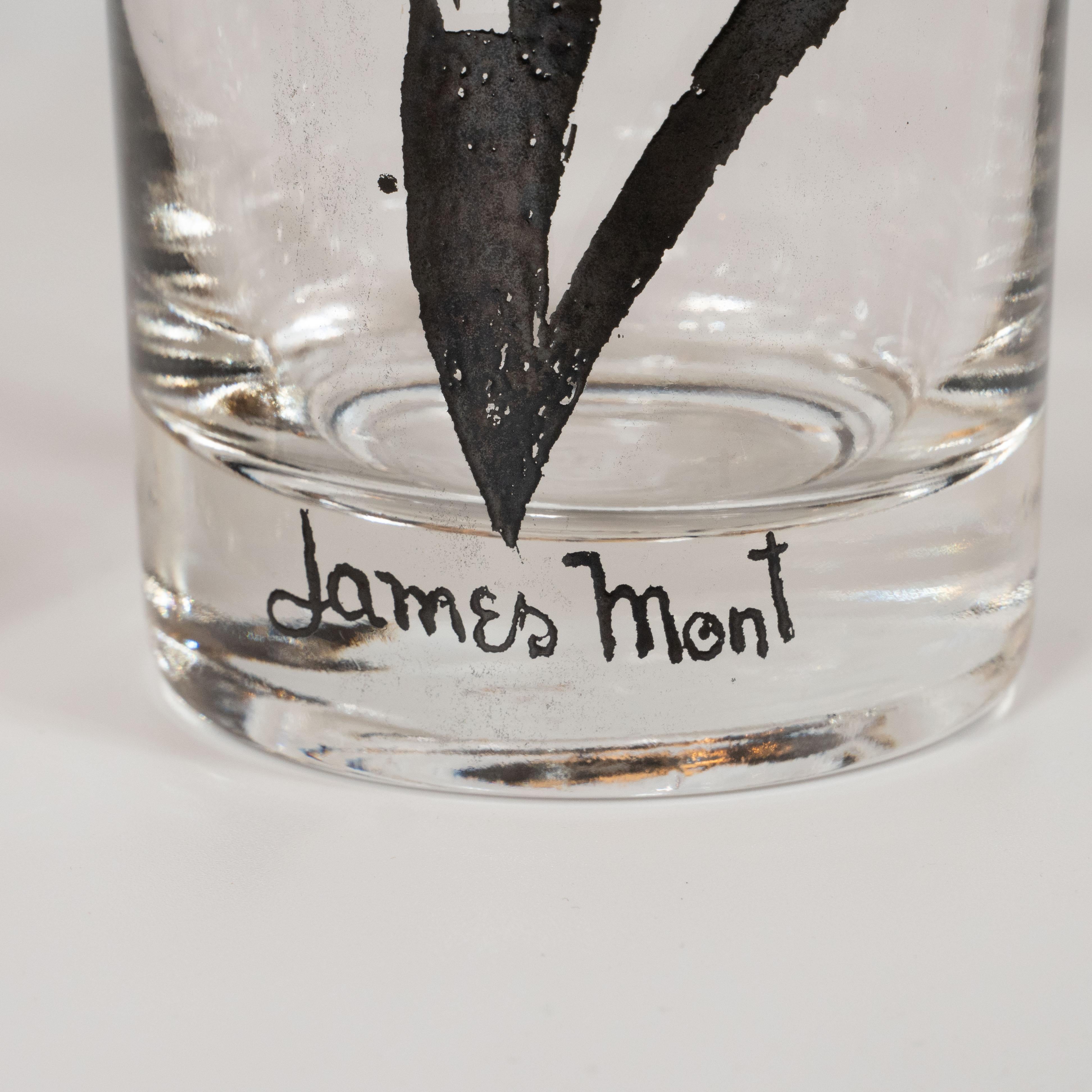 Set of Four Signed James Mont Black Drink Glasses with Hand Drawn Caricatures  In Excellent Condition For Sale In New York, NY