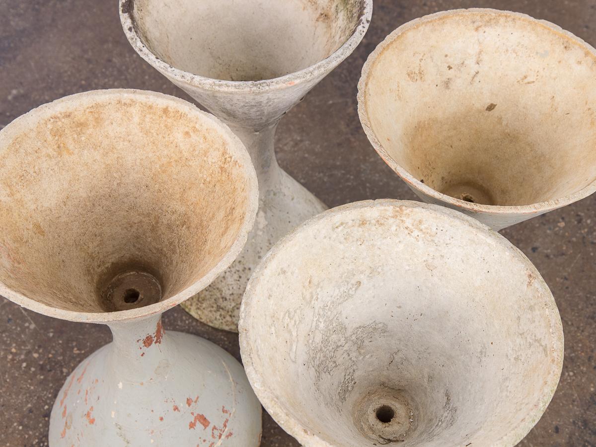Cement Set of Four Small Diabolo Planters by Willy Guhl