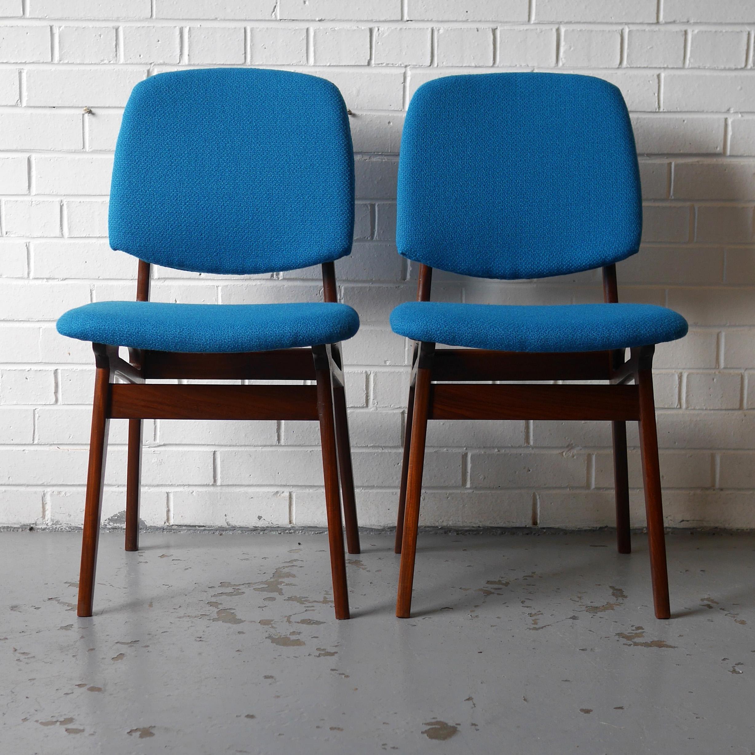 Set of Four Solid Afrormosia Dining Chairs with Blue Wool Upholstery, circa 1961 In Good Condition For Sale In Derby, Derbyshire