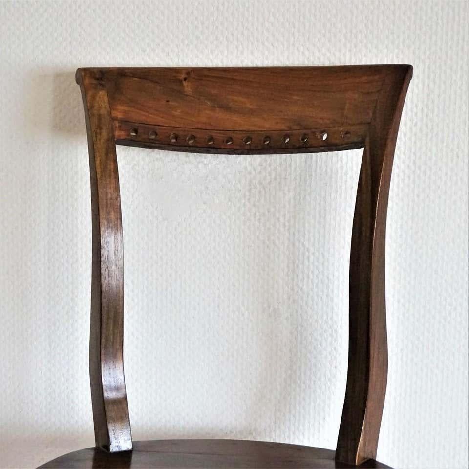 20ième siècle Ensemble de quatre chaises de salle à manger Art déco en chêne massif du Portugal en vente