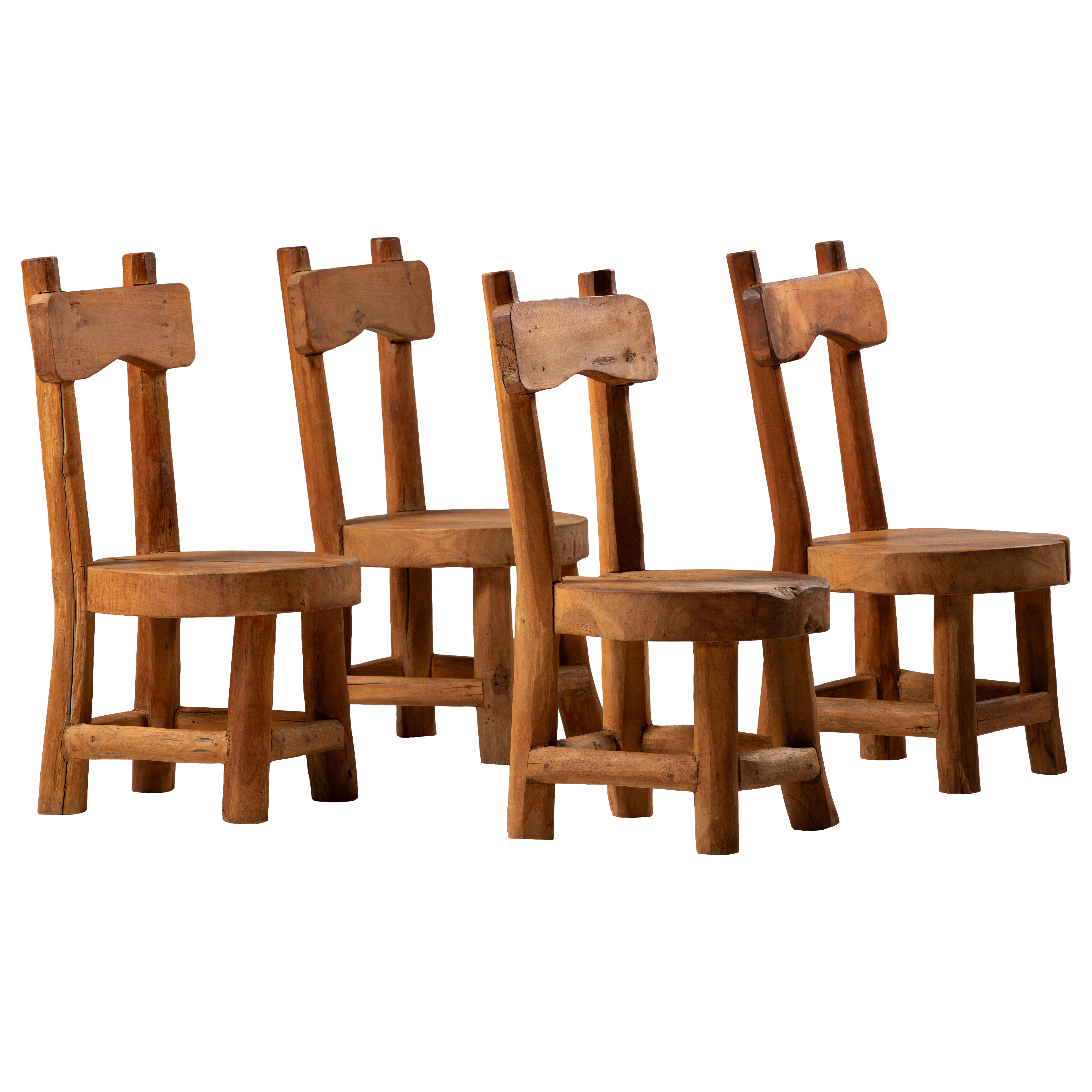 Vierer-Set brutalistischer Esszimmerstühle aus Massivholz, Frankreich, 1960er Jahre