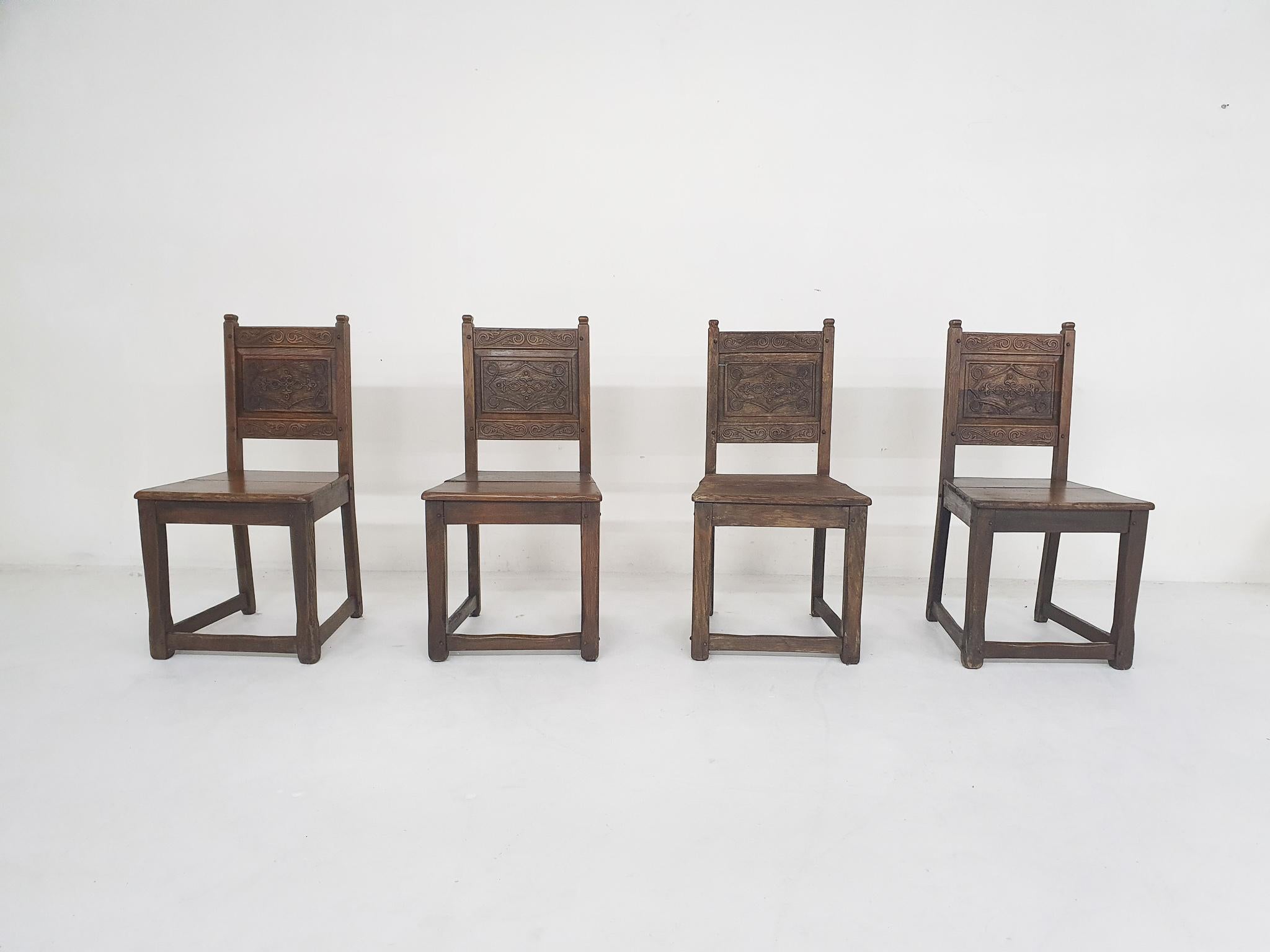 Spanish Colonial Set of four Spanish antique dining chairs, 1930's For Sale