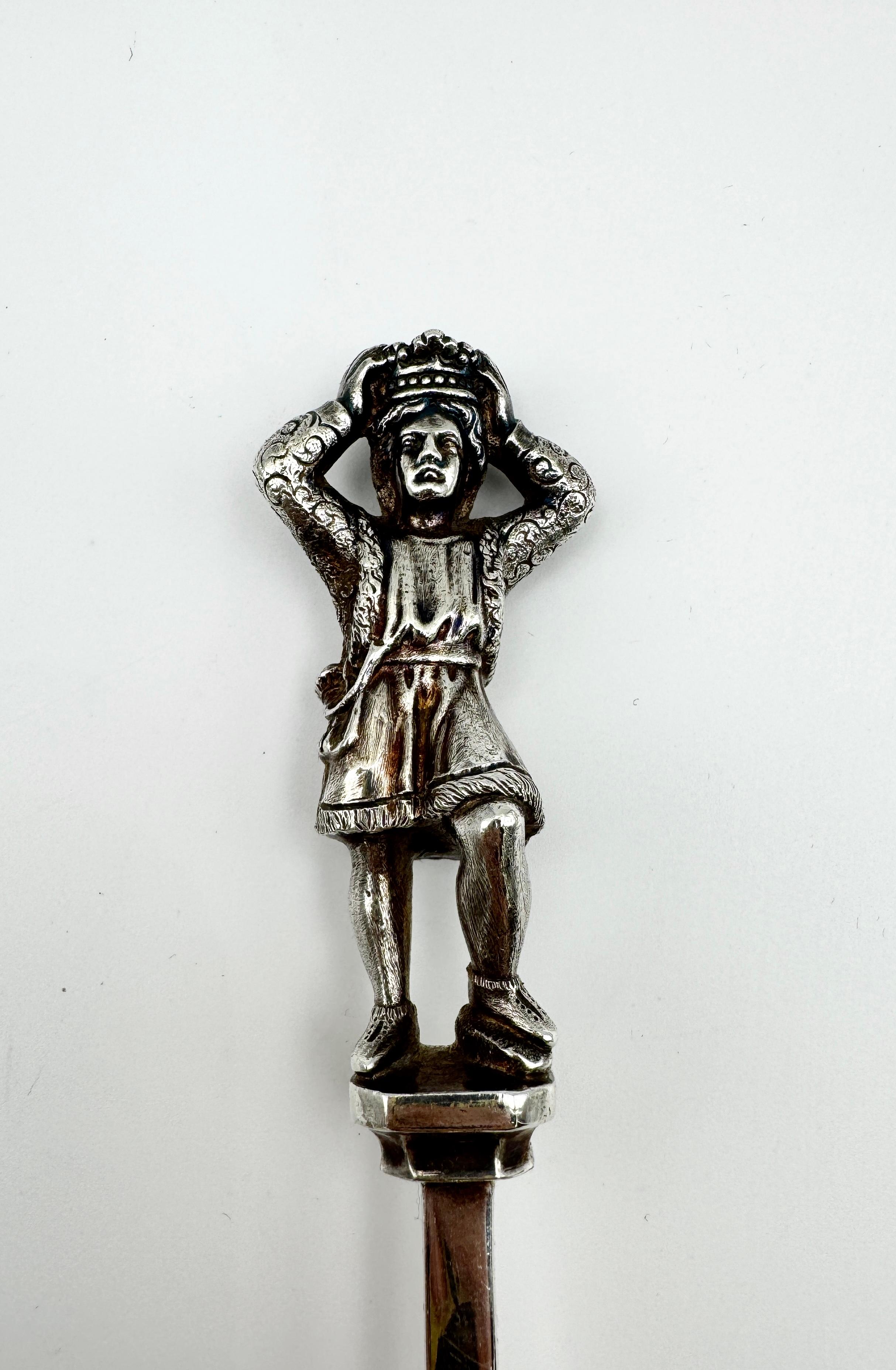 Set of Four Spoons with Figures from Shakespeare For Sale 3