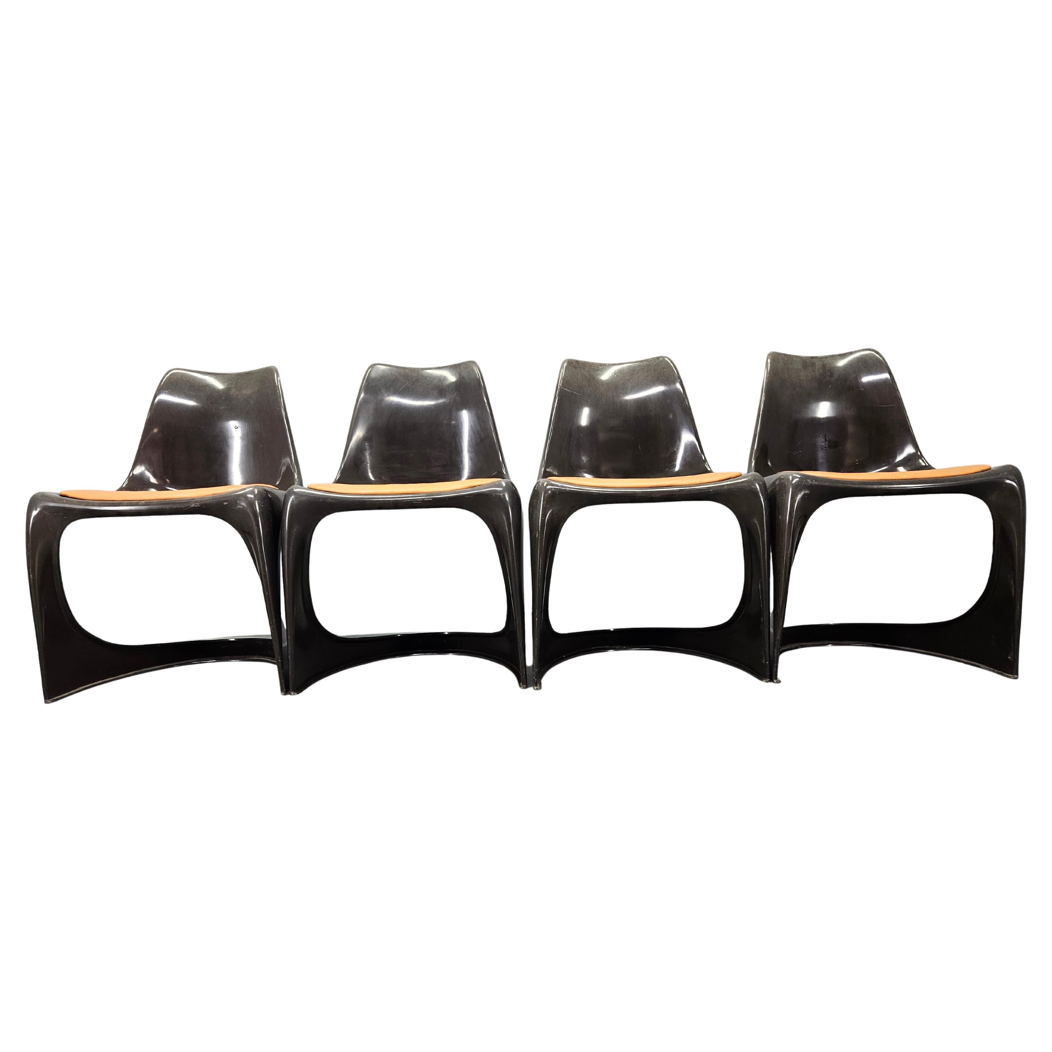 Ensemble de quatre chaises de salle à manger Steens Østergaard A-Line 290, Cado, Danemark, années 1960.