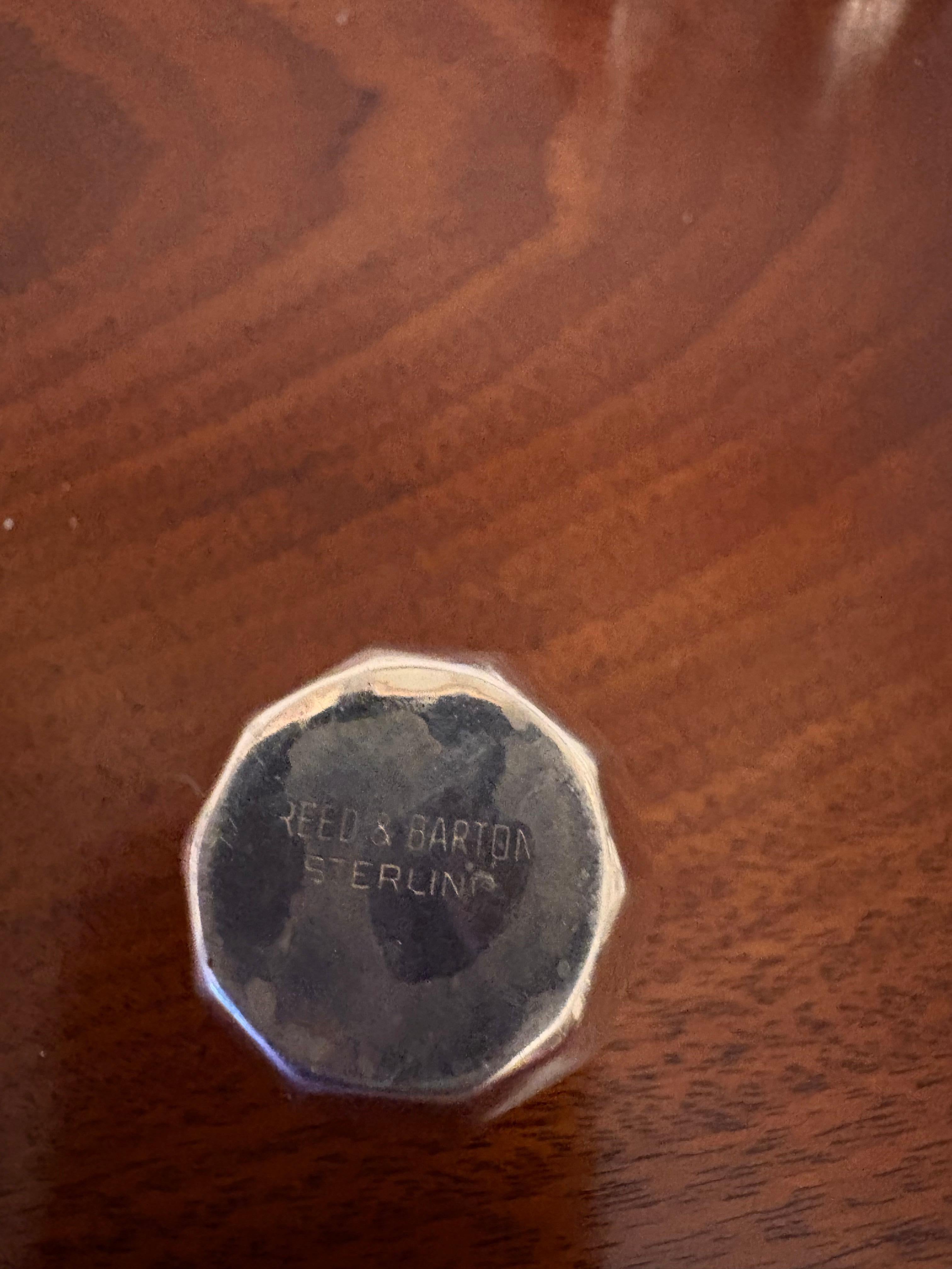 Ensemble de quatre salières et poivrières en argent Reed & Barton, 20e siècle Bon état - En vente à Savannah, GA