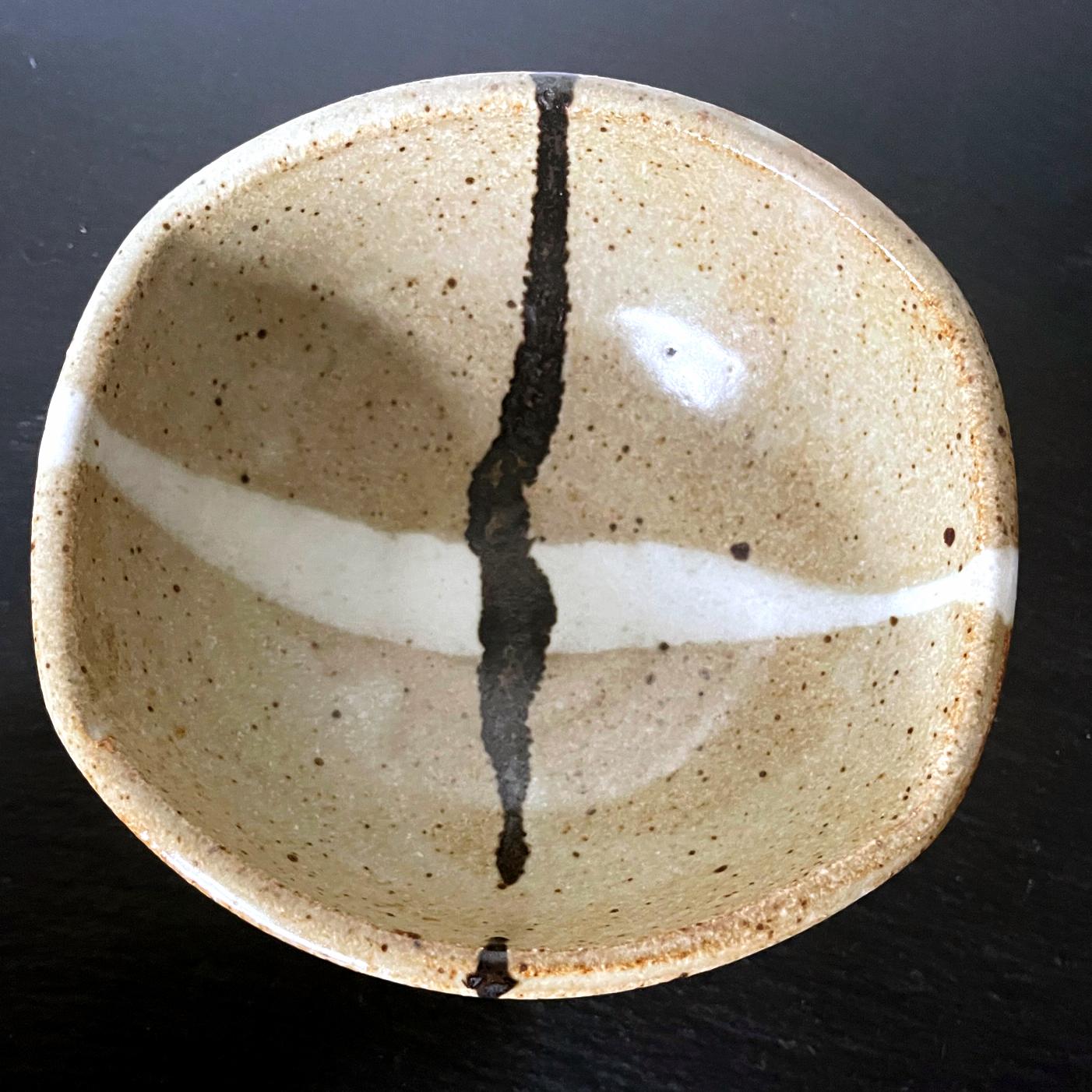 Set of Four Stoneware Bowls in Shino Style by Warren Mackenzie For Sale 2