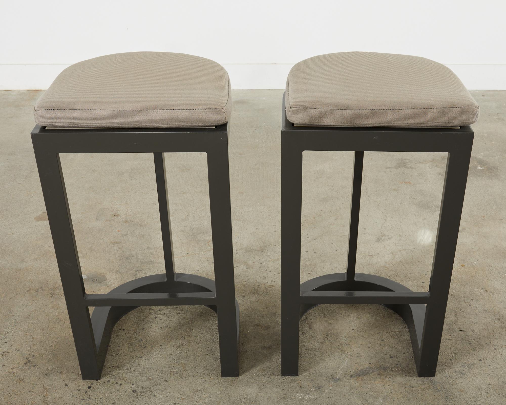 Set of Four Sutherland Powder Coated Aluminum Barstools In Good Condition In Rio Vista, CA