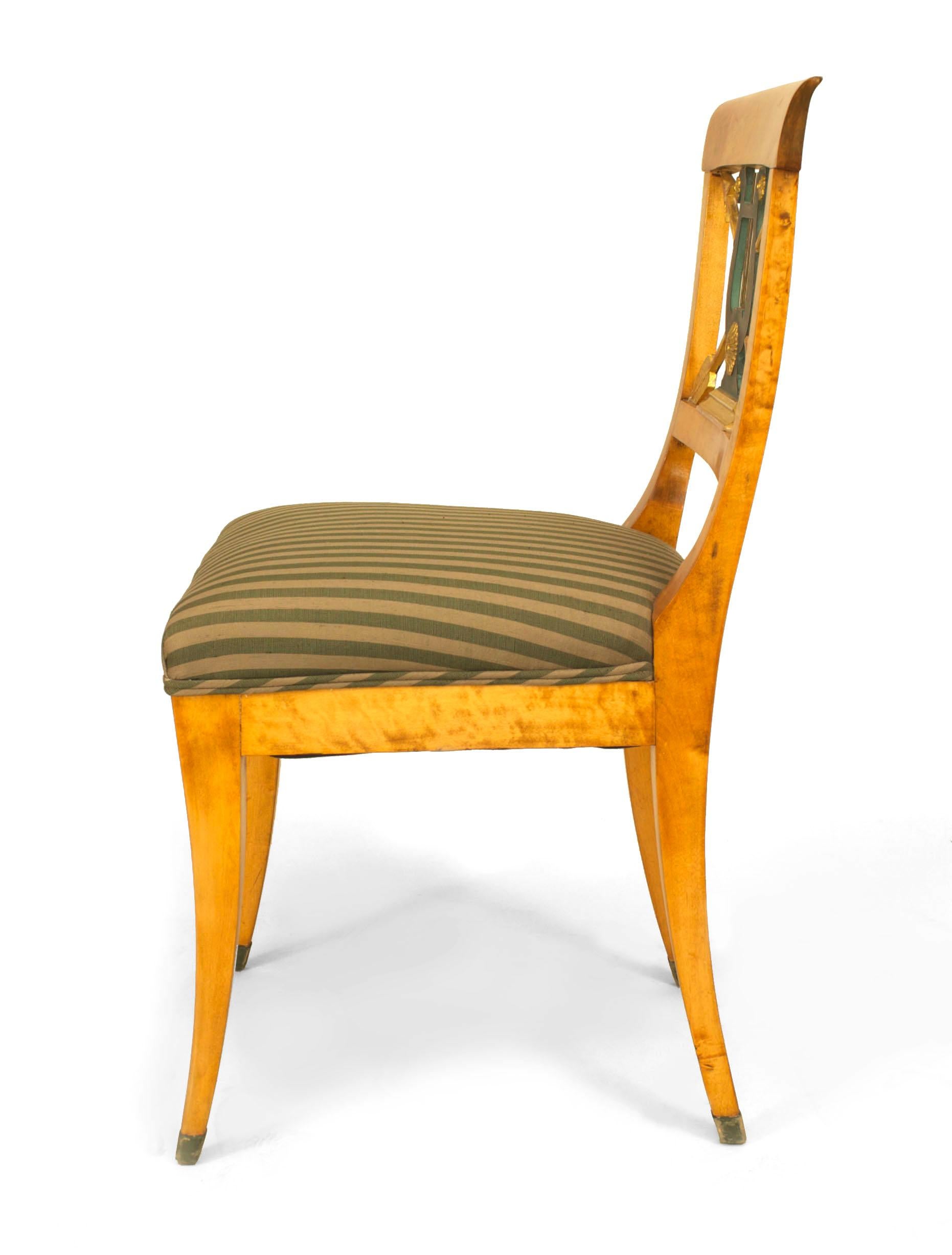Set of 4 Swedish Biedermeier Lyre Maple Side Chairs In Good Condition For Sale In New York, NY