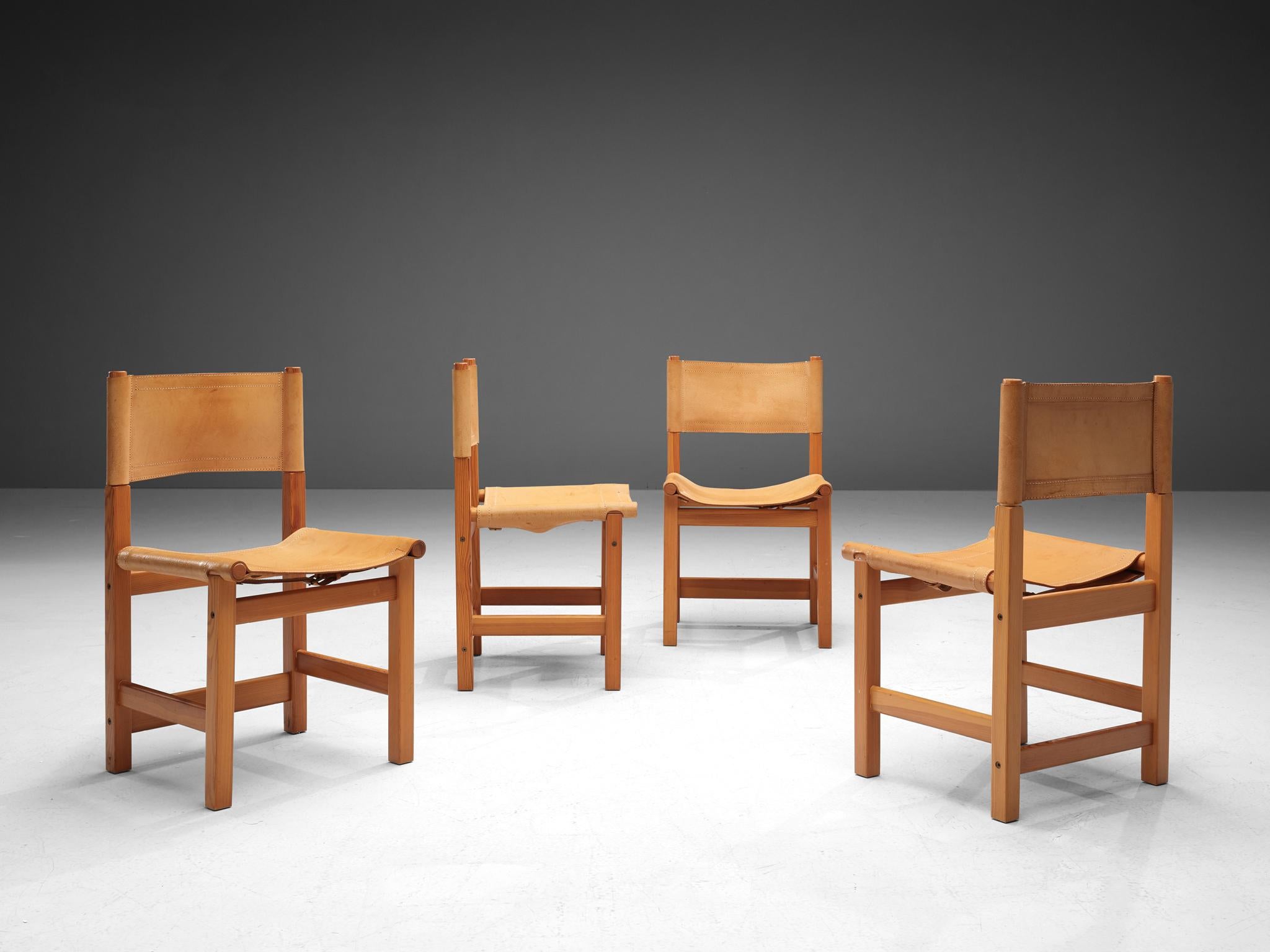 Late 20th Century Set of Four Swedish Dining Chairs in Pine and Leather For Sale