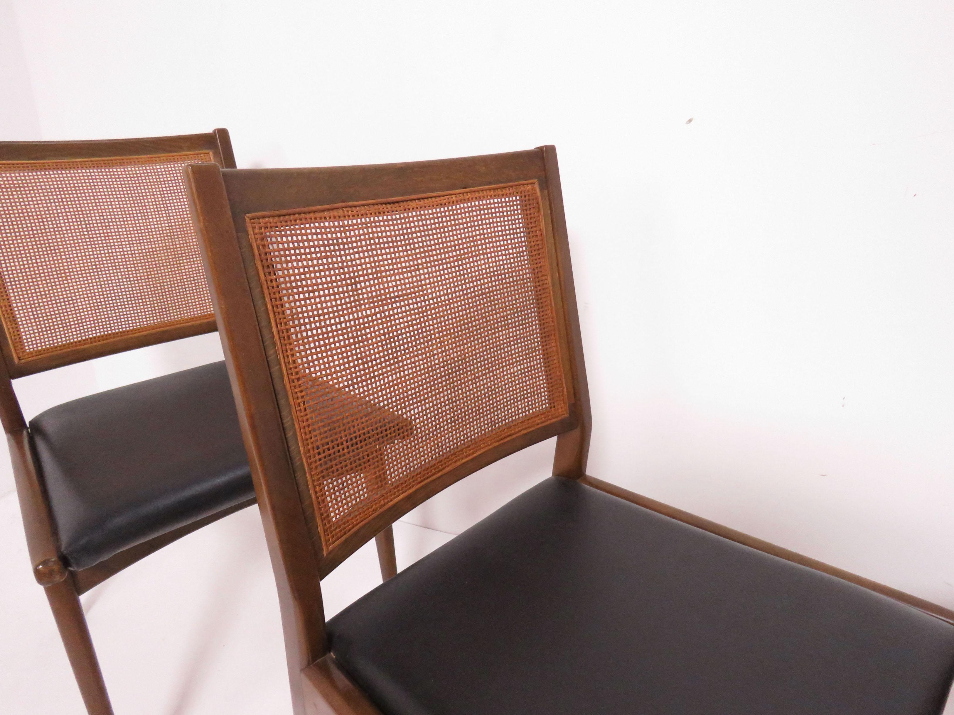 Set of Four Swedish Dining Chairs in the Style of Carlo de Carli, circa 1960s In Good Condition In Peabody, MA