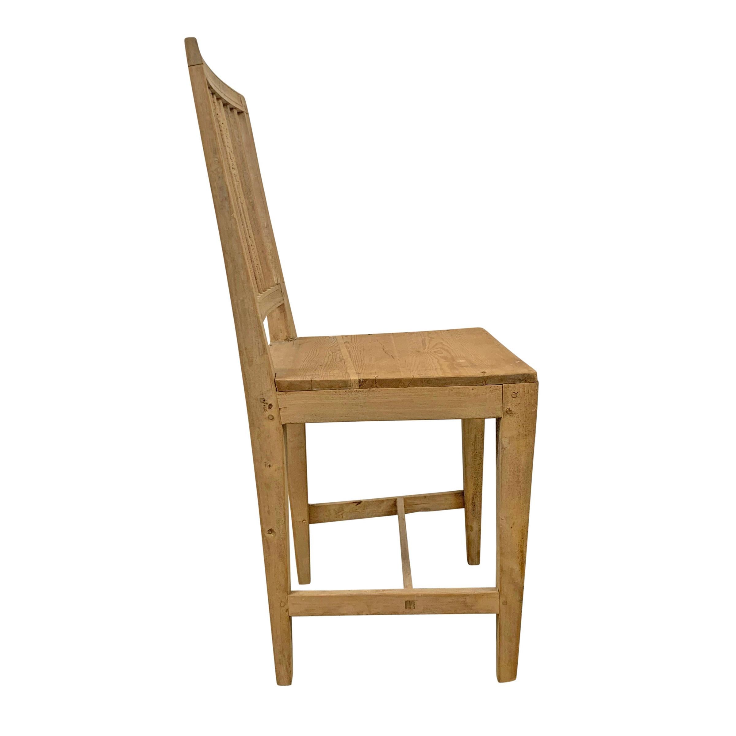 19th Century Set of Four Swedish Gustavian Pine Dining Chairs