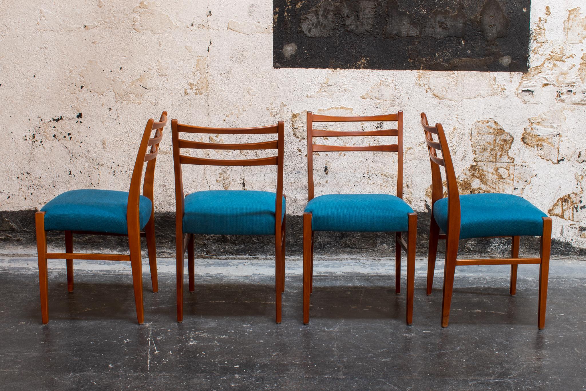 Set of Four Swedish Mid-Century Modern Teak Dining Chairs For Sale 1