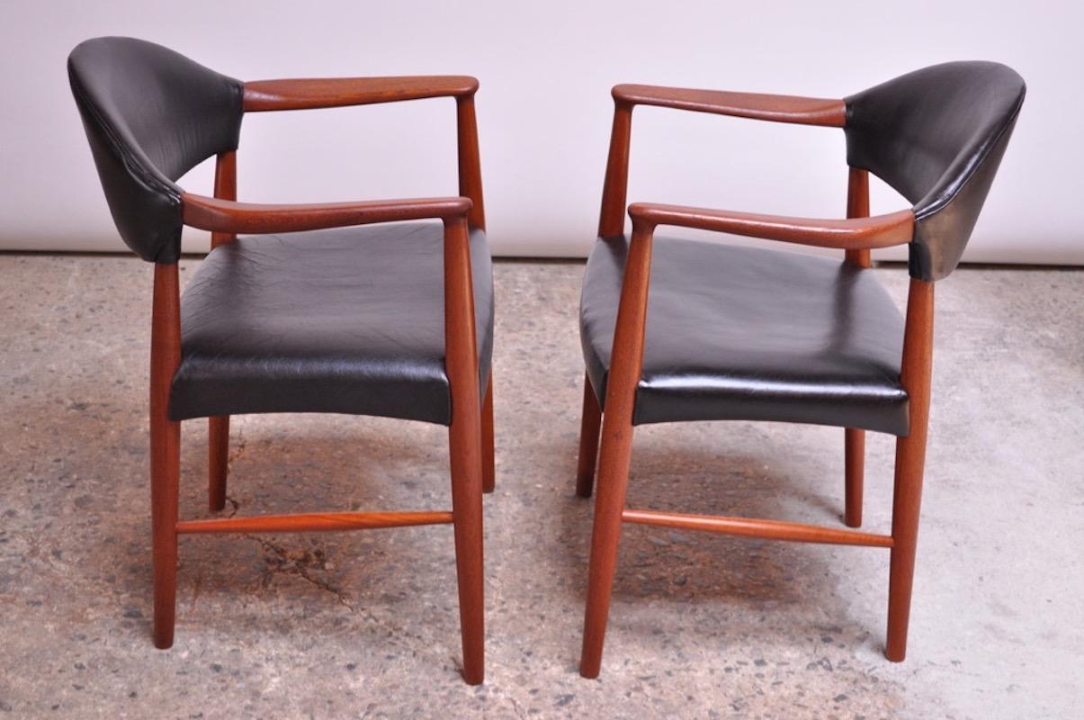 Set of Four Teak and Leather Armchairs by Kurt Olsen for Slagelse Møbelværk In Good Condition For Sale In Brooklyn, NY