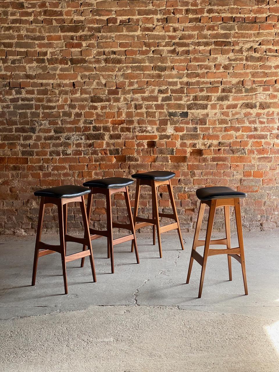 Set of Four Teak Barstools by Johannes Andersen circa 1960 In Good Condition In Longdon, Tewkesbury