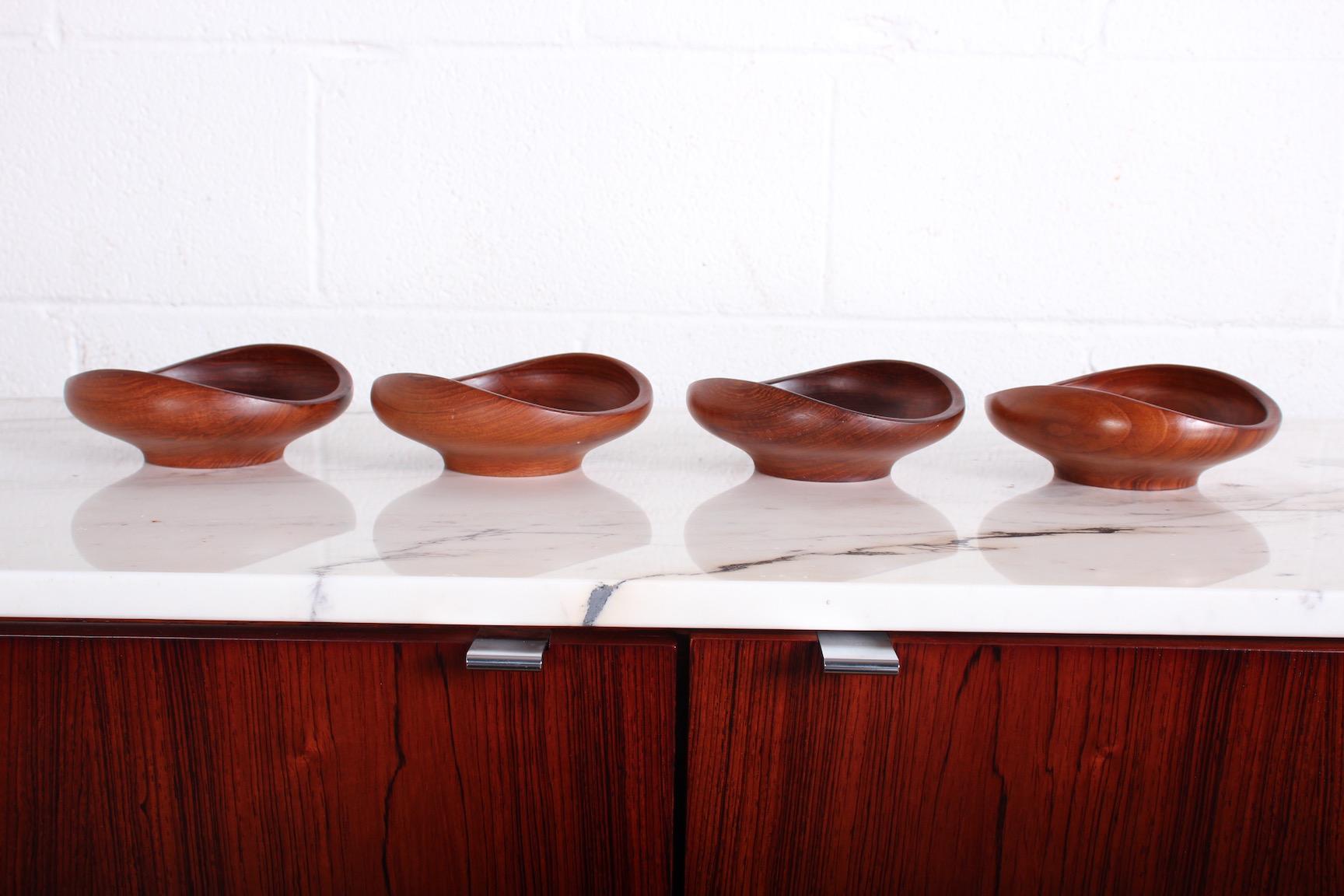 Set of Four Teak Bowls by Finn Juhl for Kay Bojesen 4