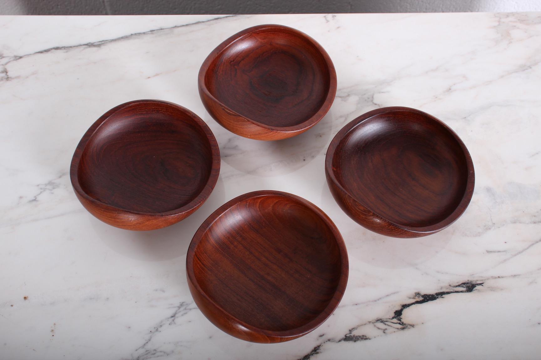 Set of Four Teak Bowls by Finn Juhl for Kay Bojesen 5