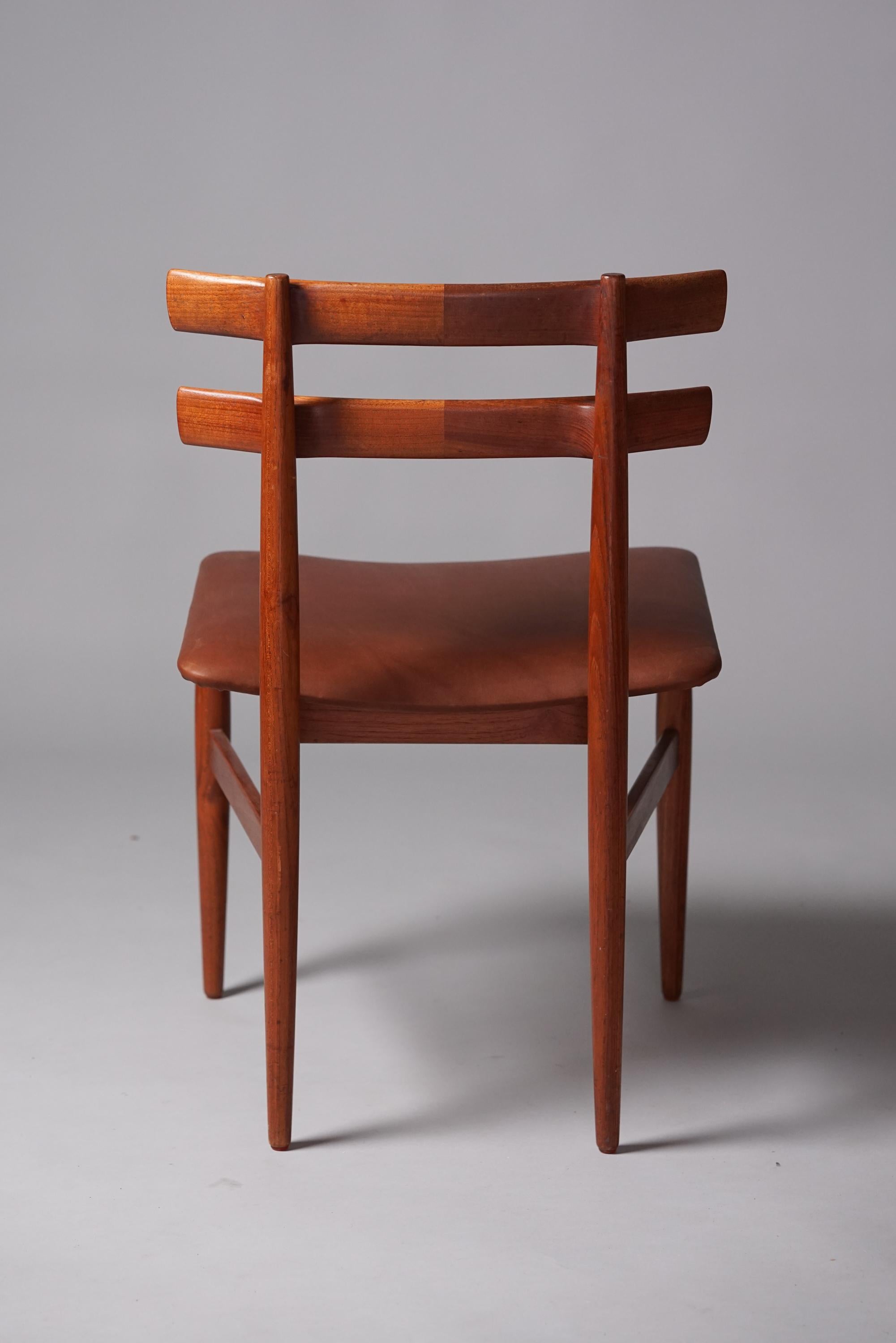 Set of Four Teak Chairs, Poul Hundevad, 1960s For Sale 5