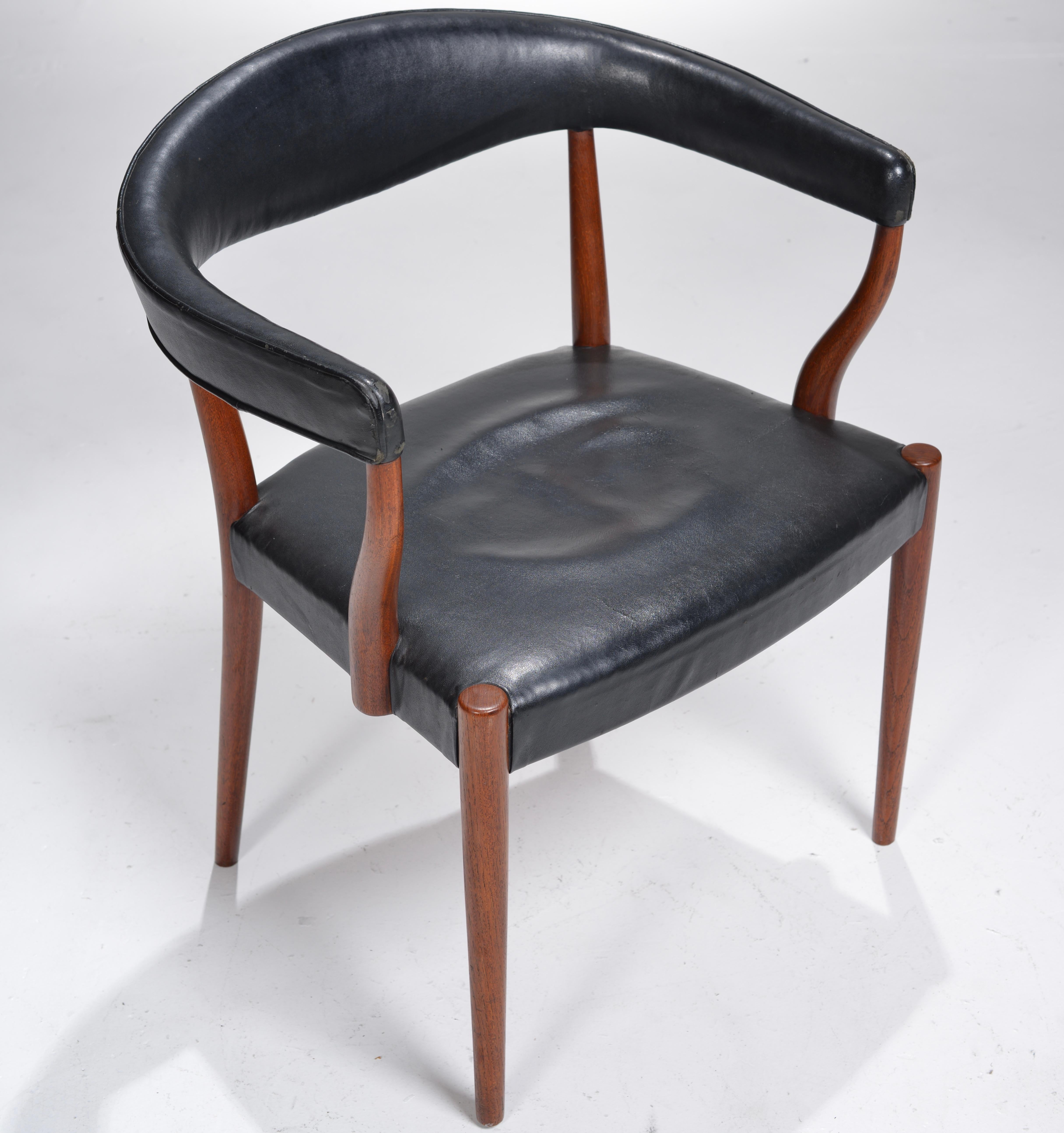 Set of Four Teak Curved Back Armchair Model B49 by Jacob Kjaer, Circa 1955 For Sale 2