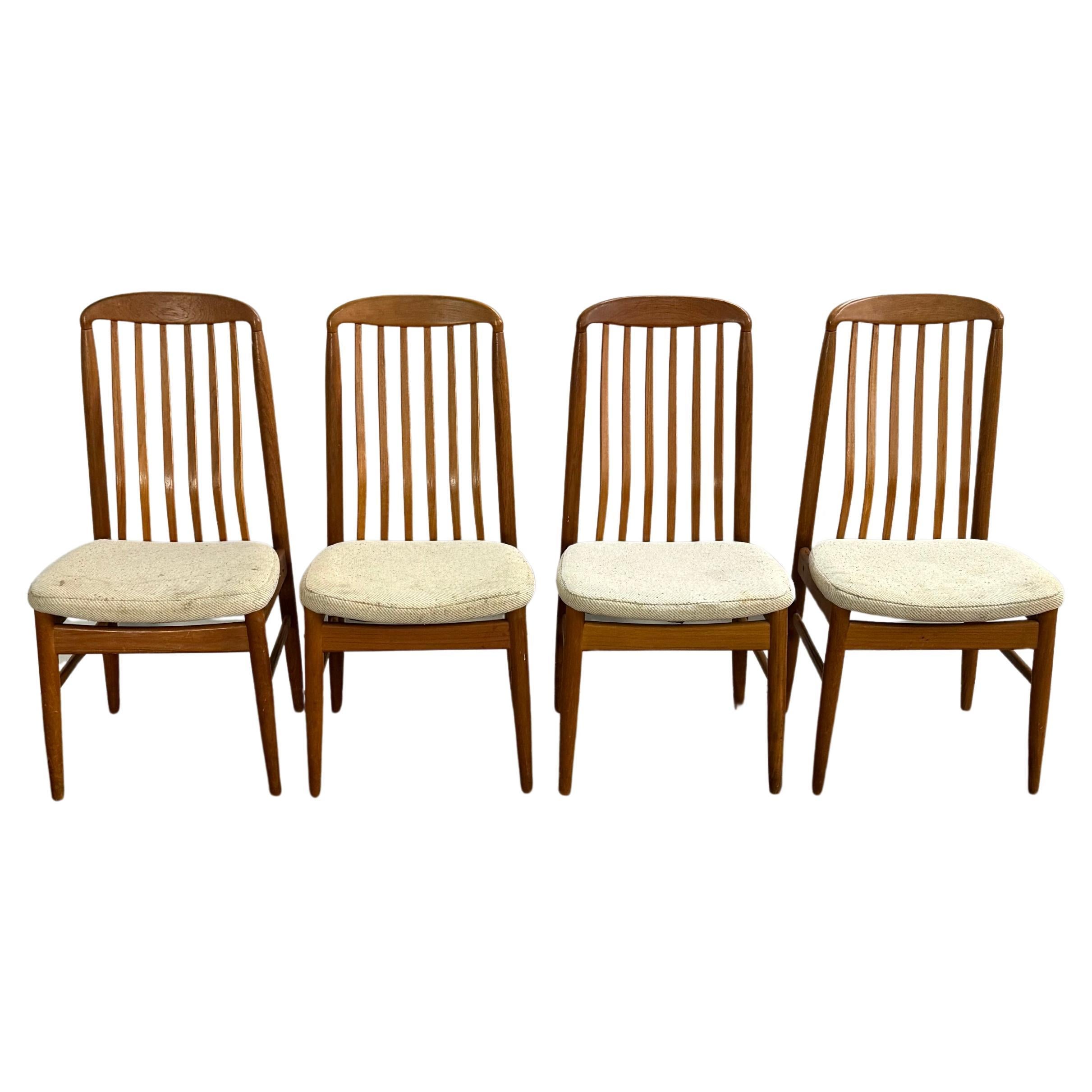 Set of Four Teak Dining Chairs by Benny Linden For Sale