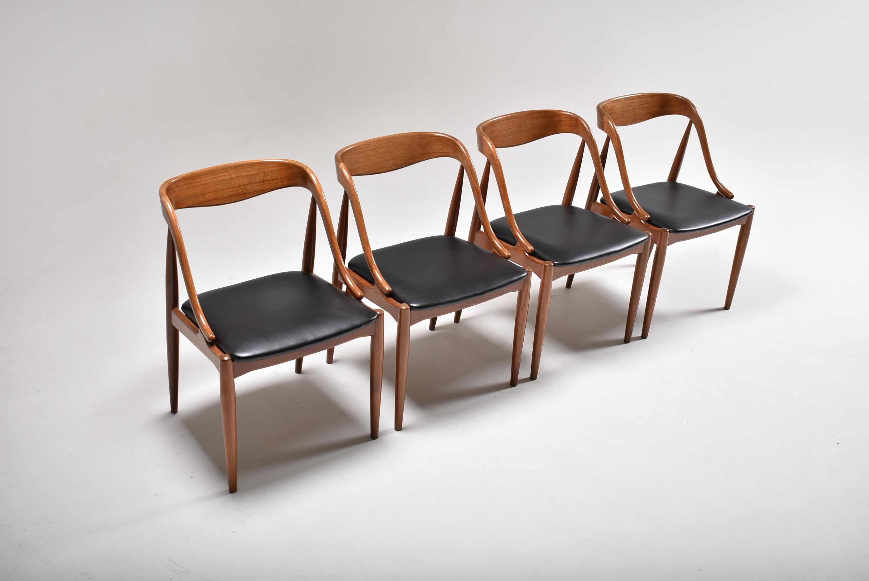 Scandinavian Modern Set of Four Teak Dining Chairs by Johannes Andersen for Uldum, Denmark, 1960