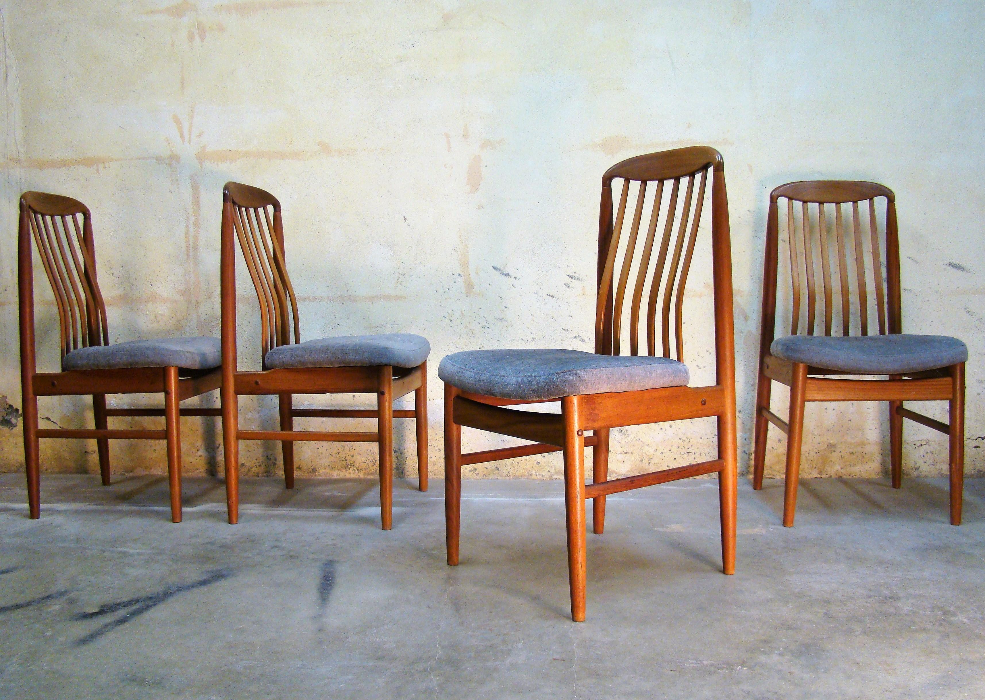 Scandinavian Modern Set of Four Teak High-Back Danish Dining Chairs by Benny Linden, 1960s