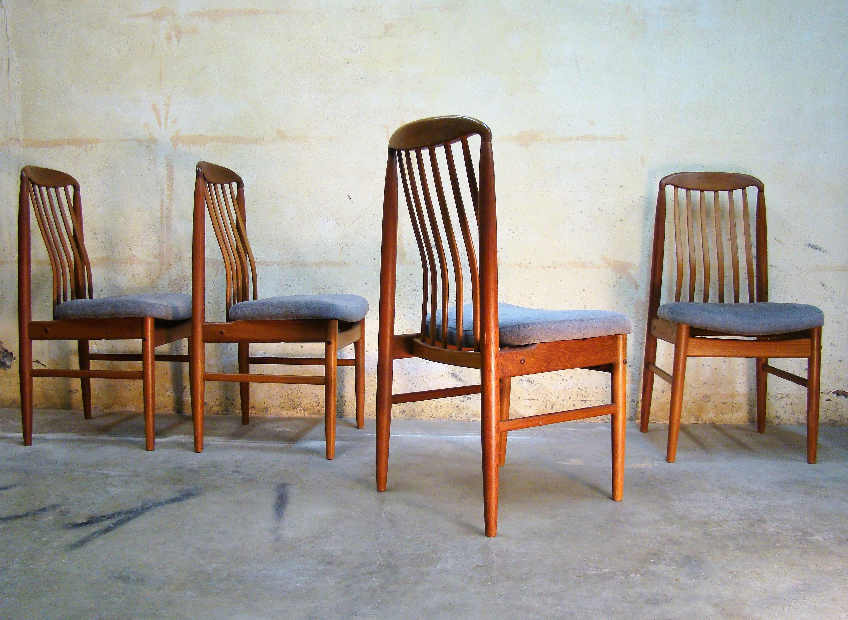 Mid-20th Century Set of Four Teak High-Back Danish Dining Chairs by Benny Linden, 1960s