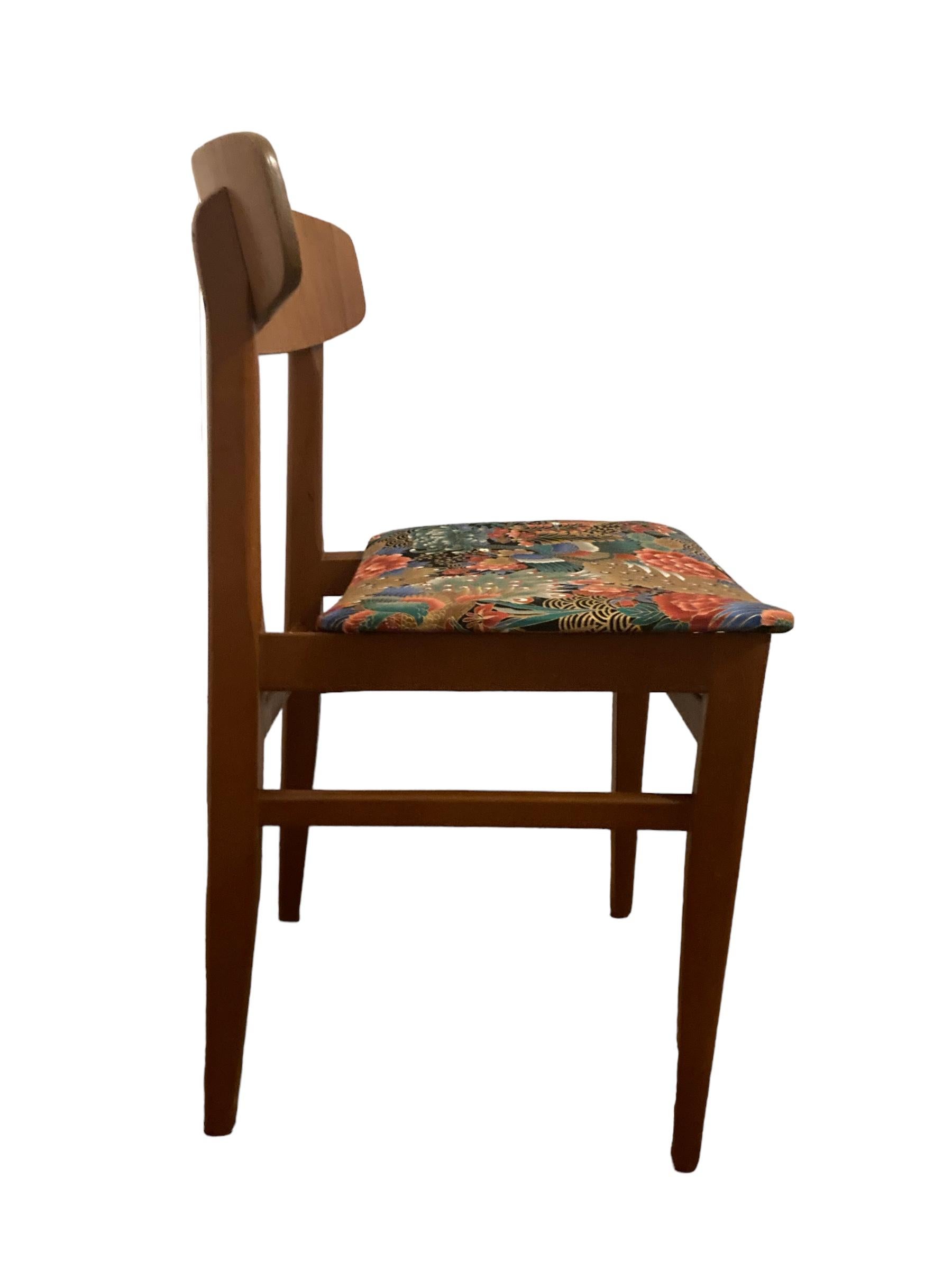 Mid-Century Modern Set of Four Teak Mid Century Danish Style Dining Chairs