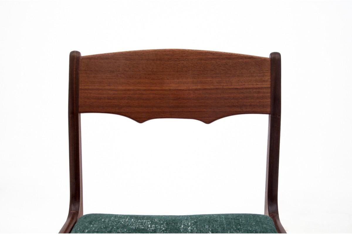 Set di quattro sedie vintage in teak, design retrò danese, anni '50 In condizioni buone in vendita a Chorzów, PL