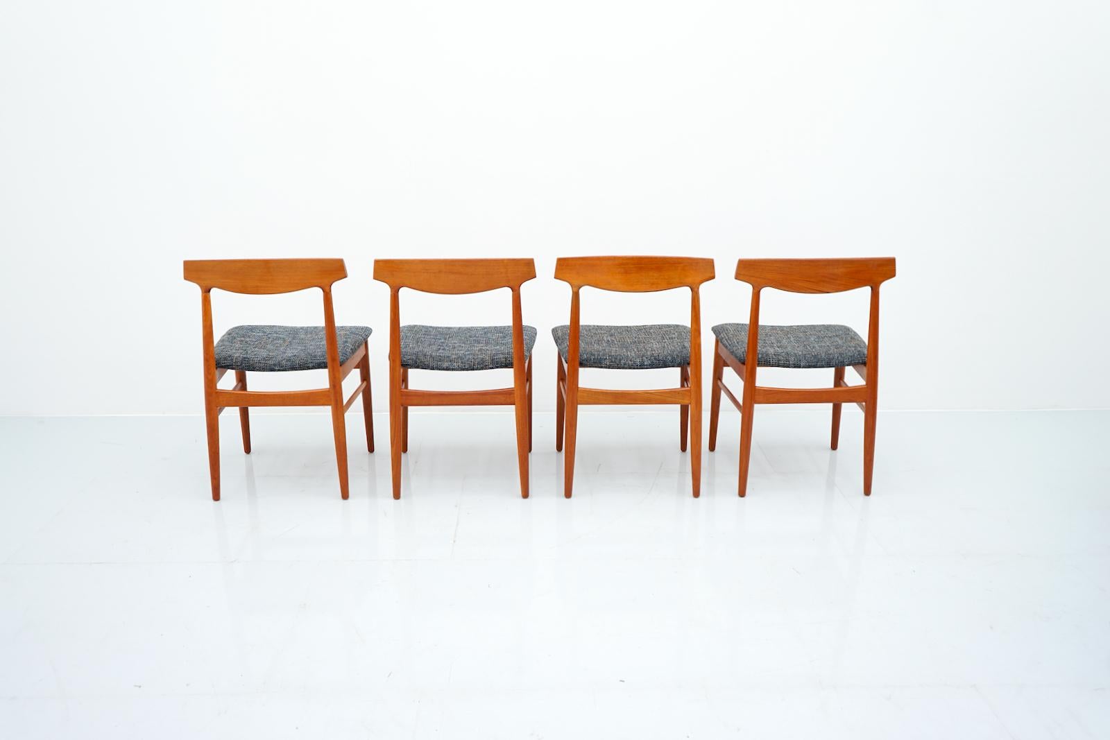 Mid-20th Century Set of Four Teak Wood Dining Chairs Mod. 60 by Henning Kjaernulf, 1960s For Sale
