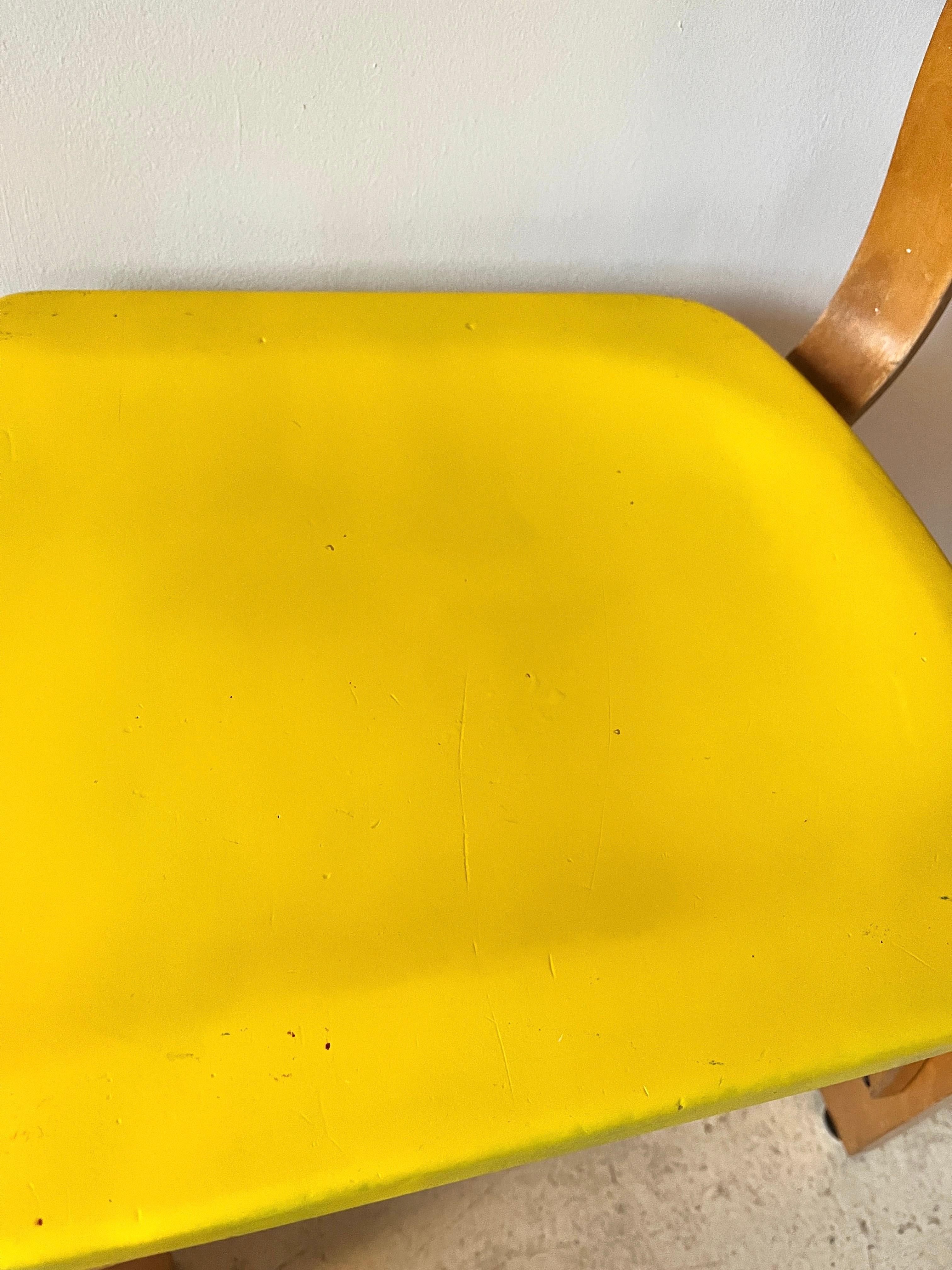 Set of Four Thonet 1216-S17-B1 Bent Plywood Saddle Seat Dining Chairs, 1940s For Sale 4