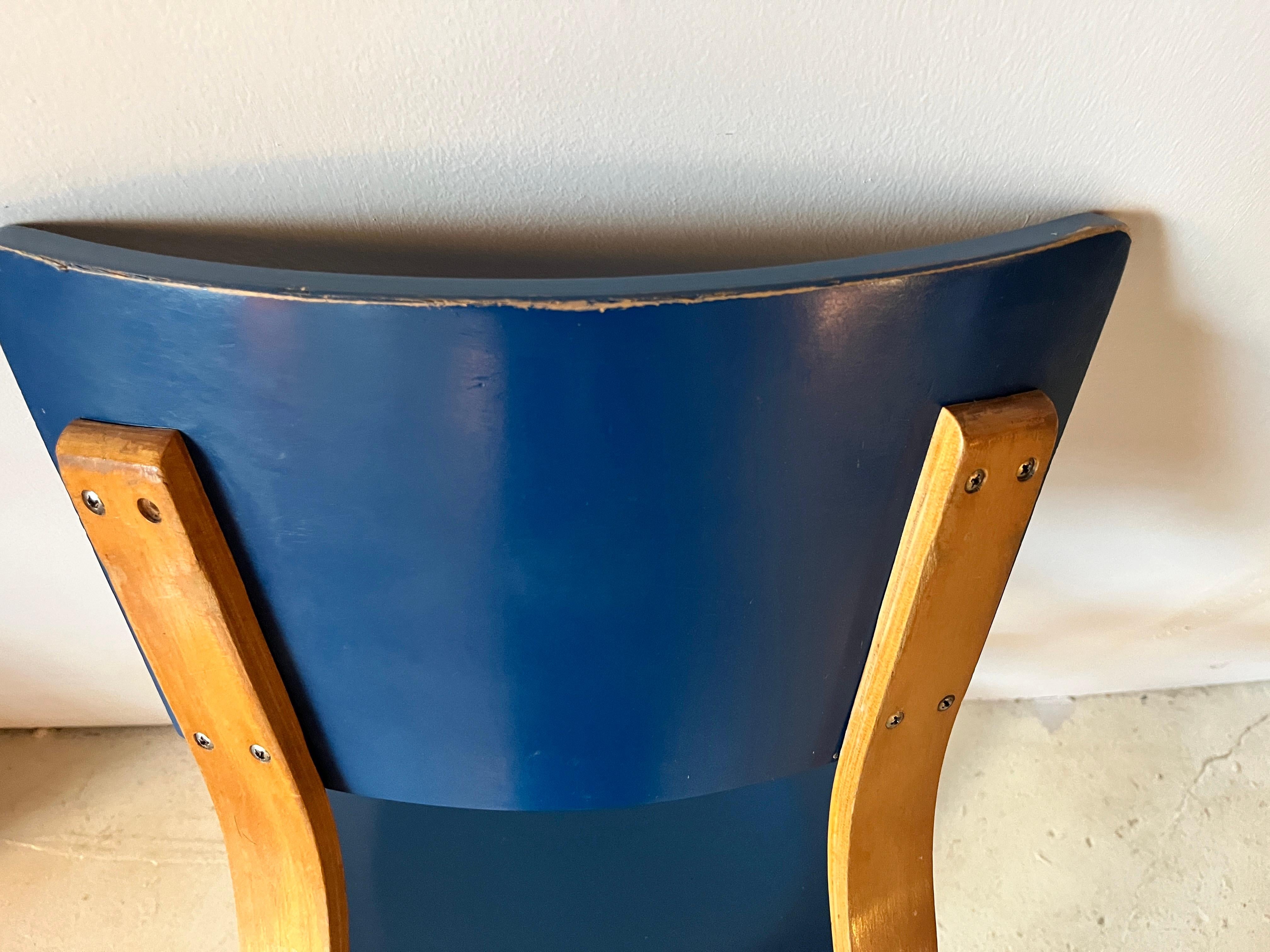 Set of Four Thonet 1216-S17-B1 Bent Plywood Saddle Seat Dining Chairs, 1940s For Sale 11