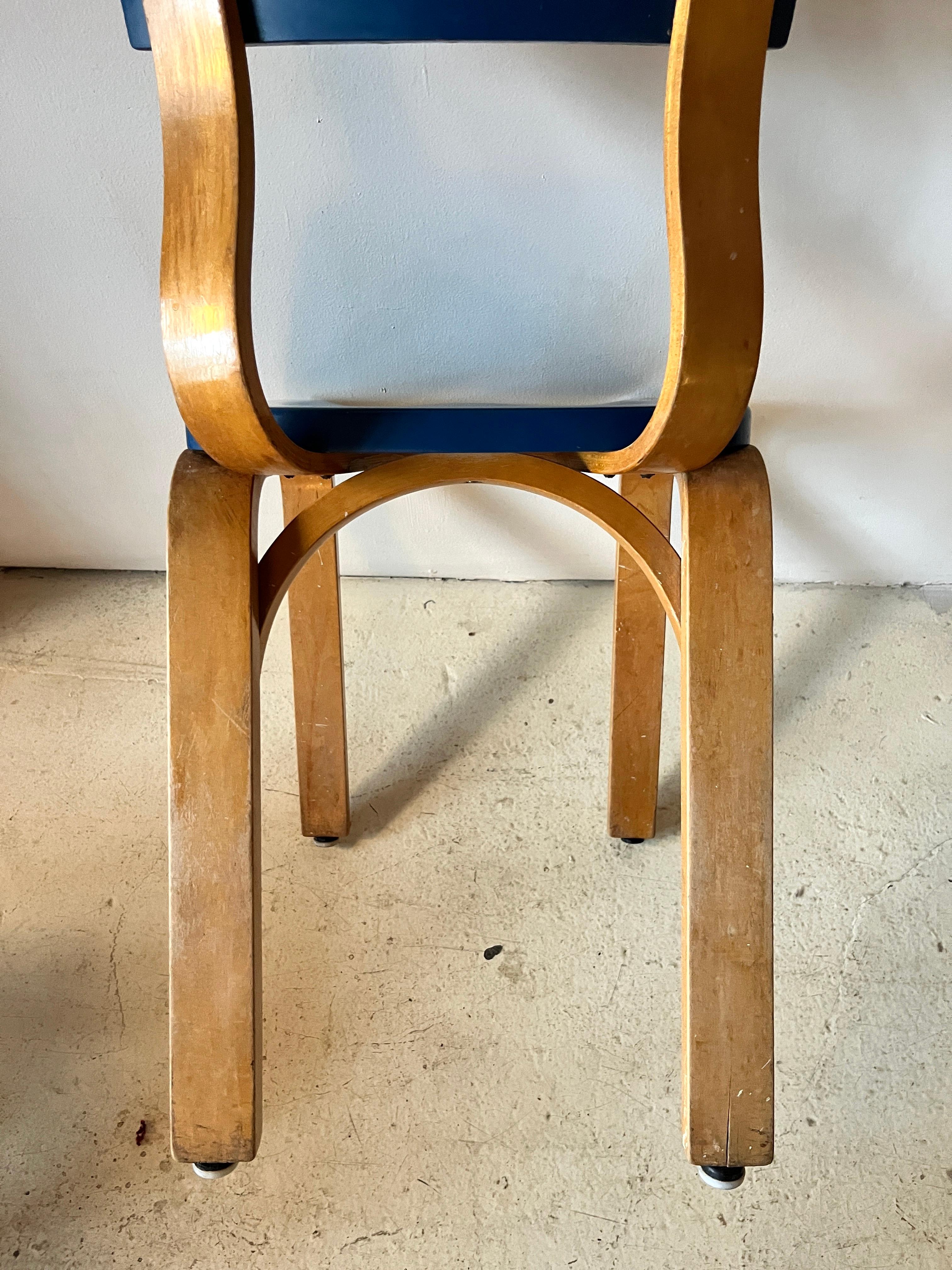 Set of Four Thonet 1216-S17-B1 Bent Plywood Saddle Seat Dining Chairs, 1940s For Sale 12