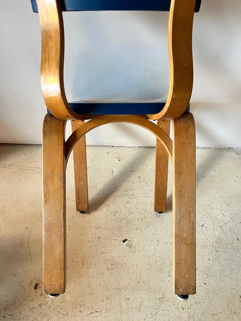 Set of Four Thonet 1216-S17-B1 Bent Plywood Saddle Seat Dining